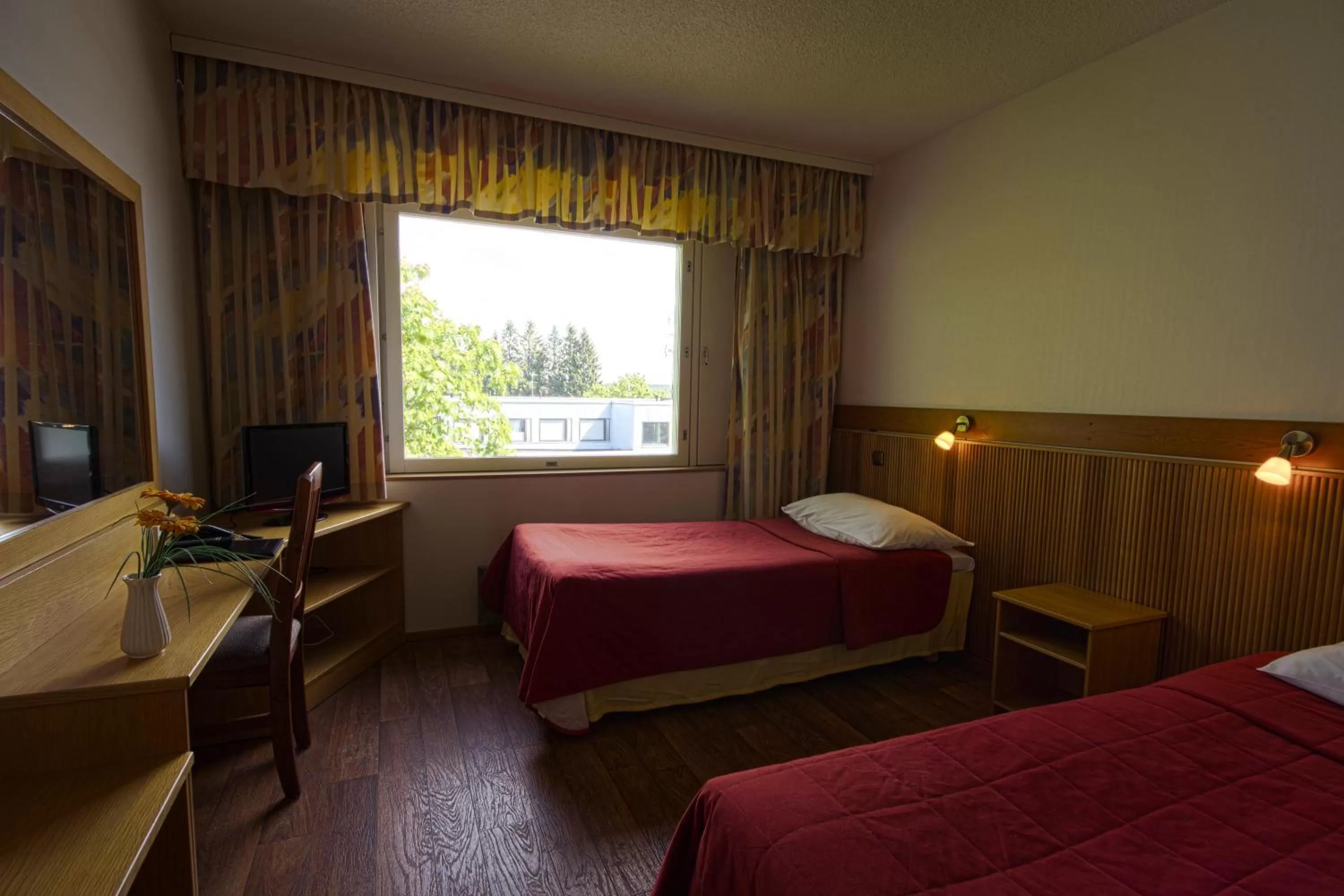 Photo of the whole room, Bed in Hotelli Pesti