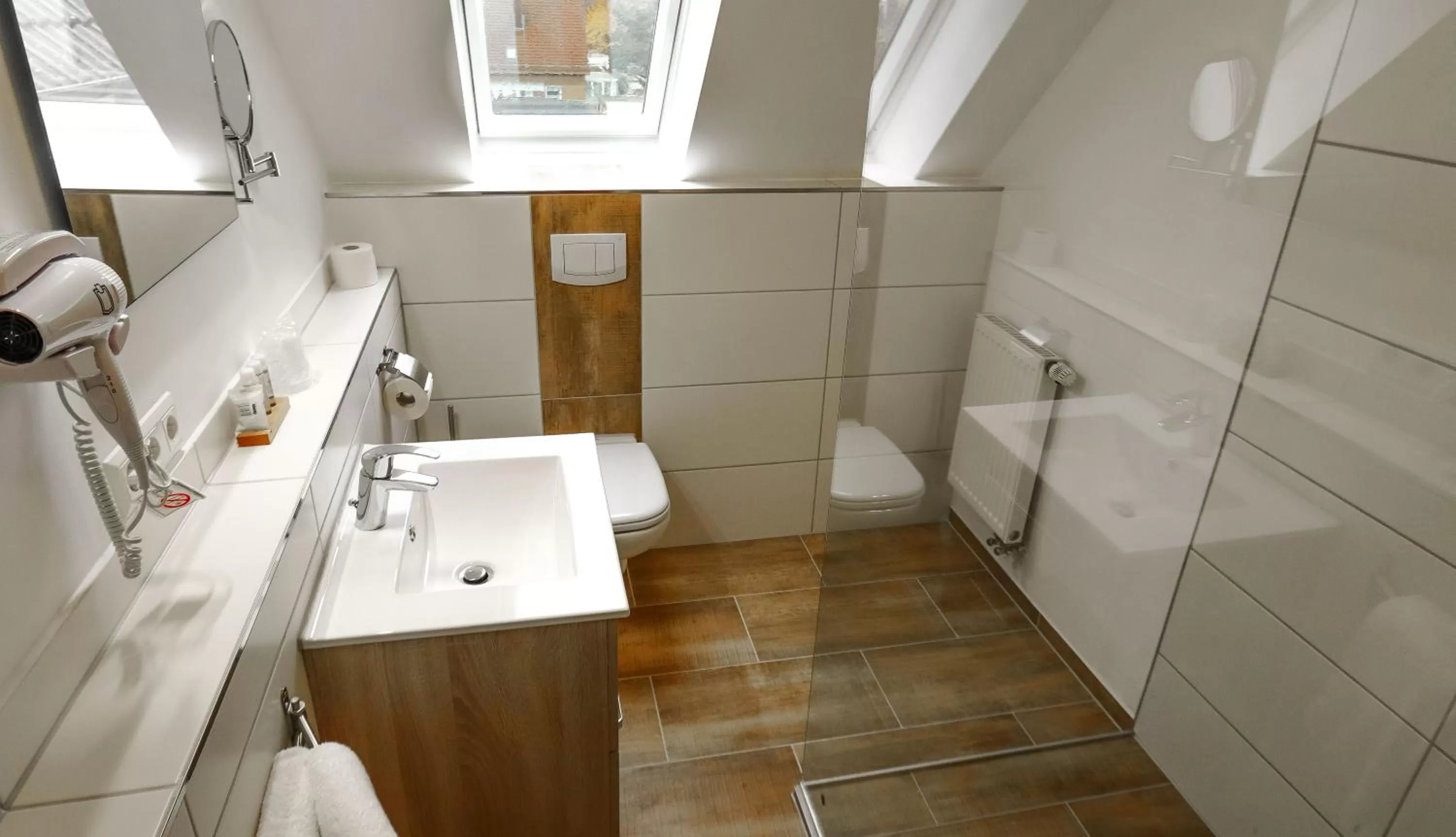 Bathroom in DUA Hotel