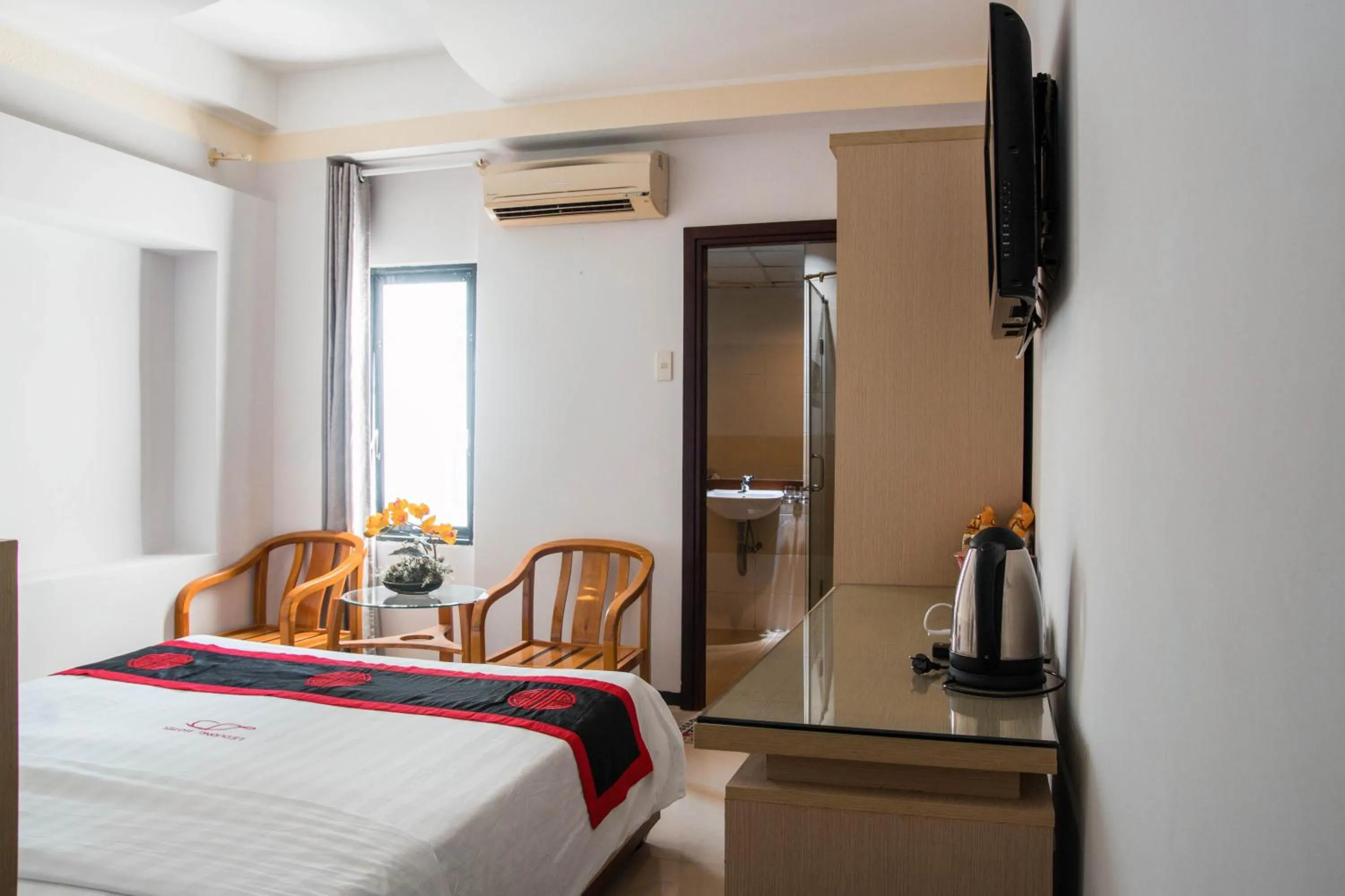 Bed in Le Duong Hotel