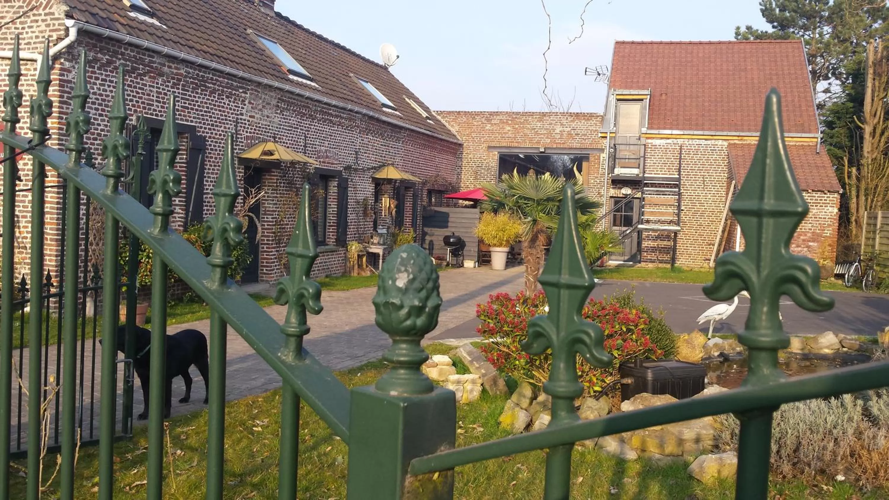 Decorative detail in Secret d'une Nuit a vicq prės de valenciennes,onnaing,saint saulve avec piscine , jaccuzi