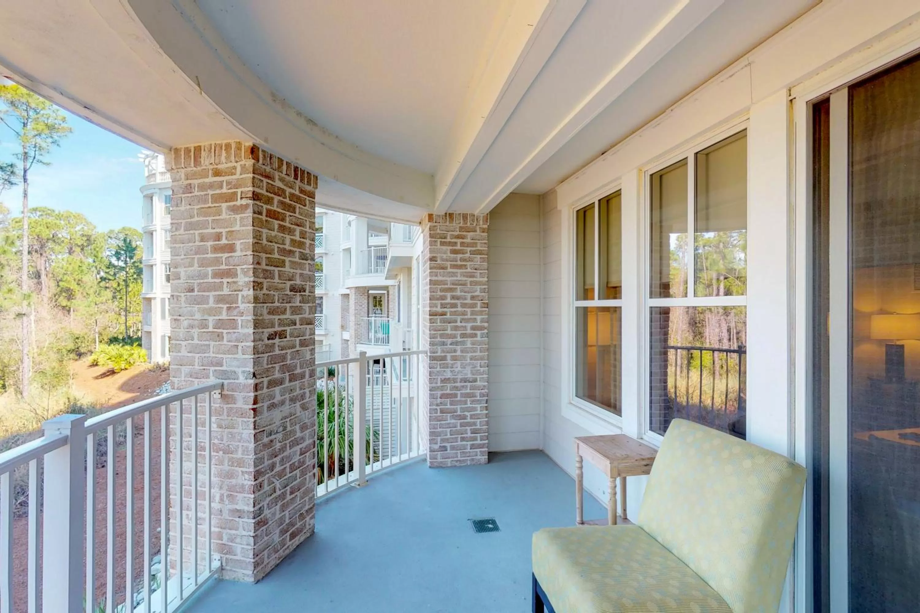 Balcony/Terrace in Bahia Condos