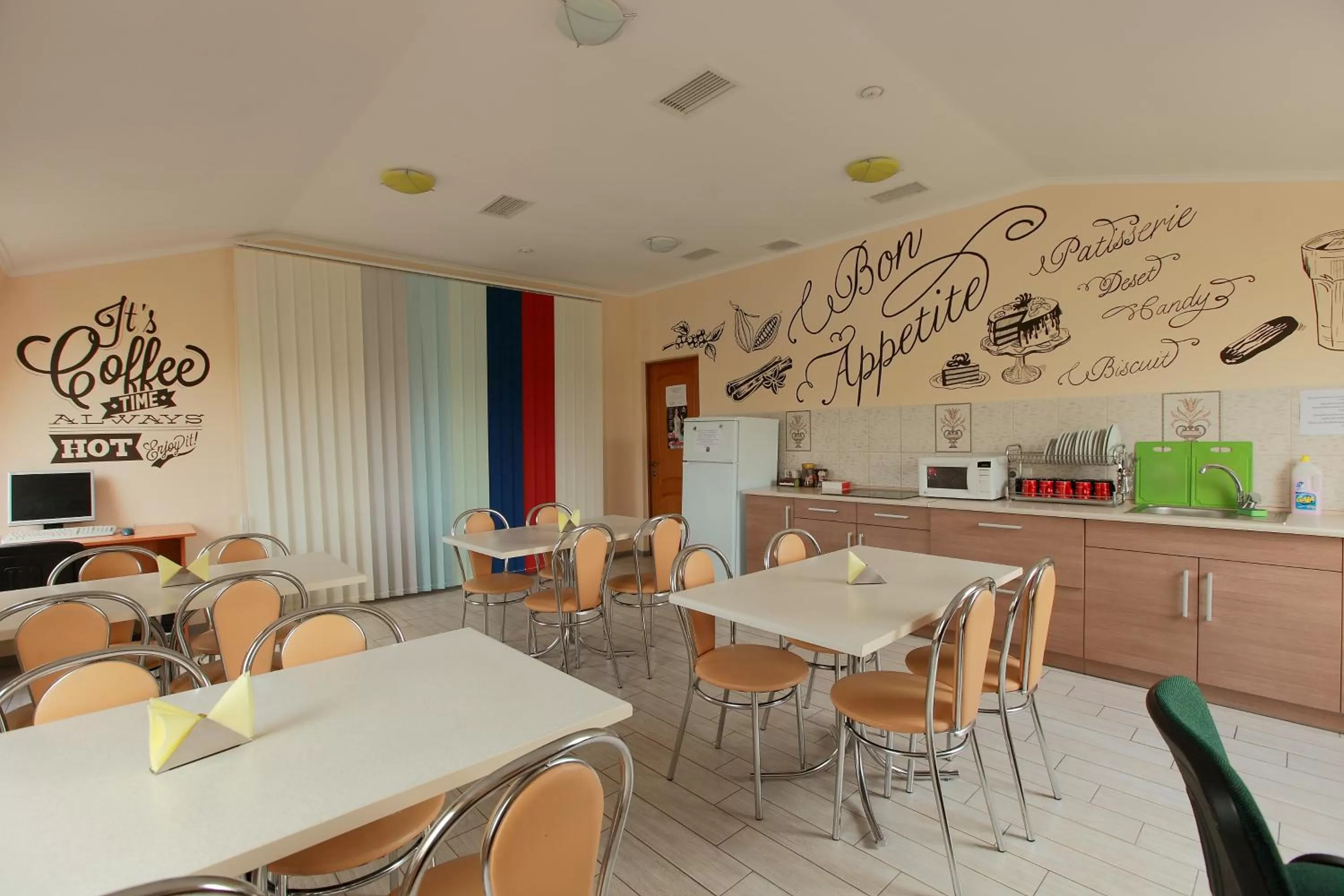 Restaurant/Places to Eat in Budget Hotel Ekotel