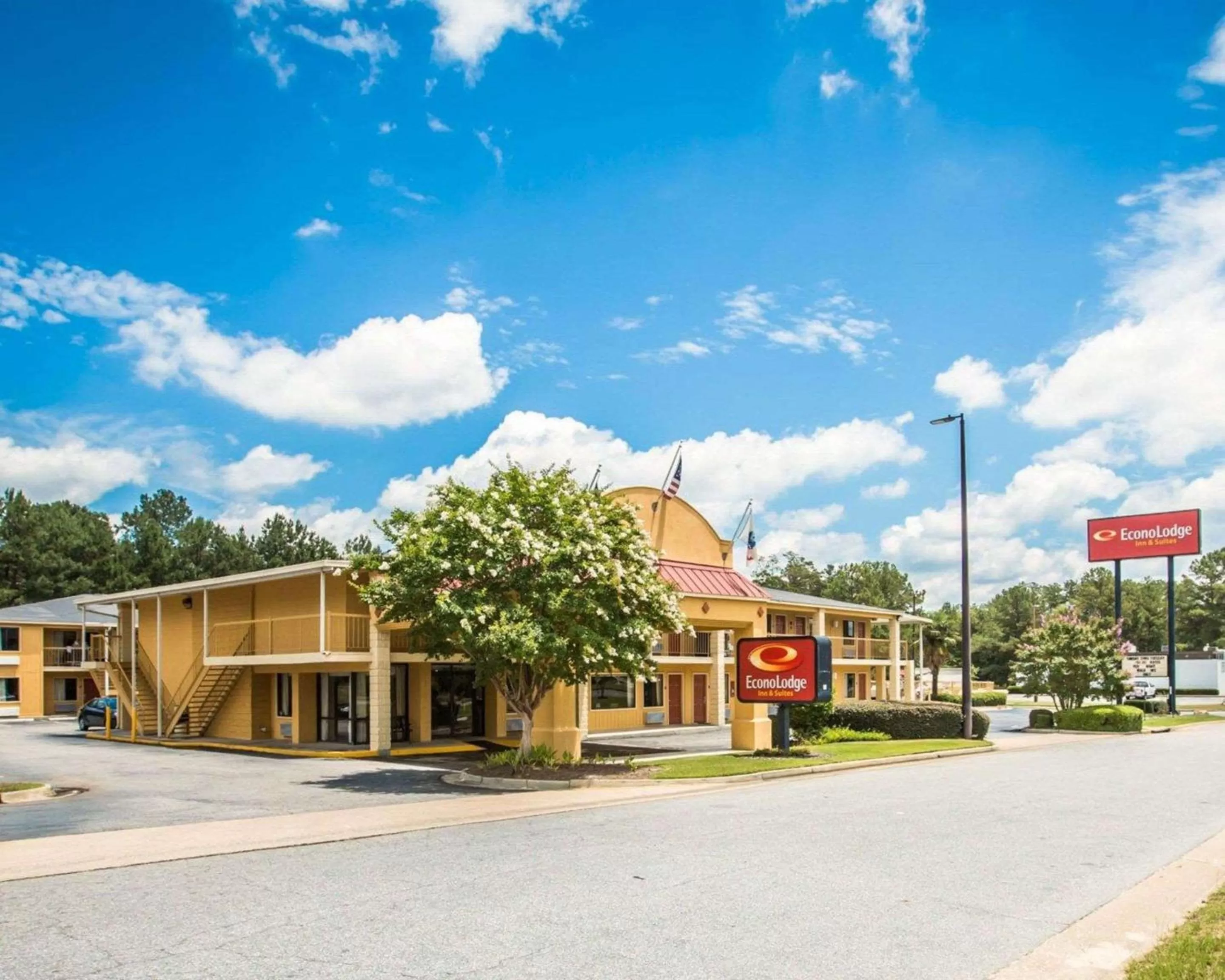 Property building in Econo Lodge Inn & Suites Columbus near Fort Benning