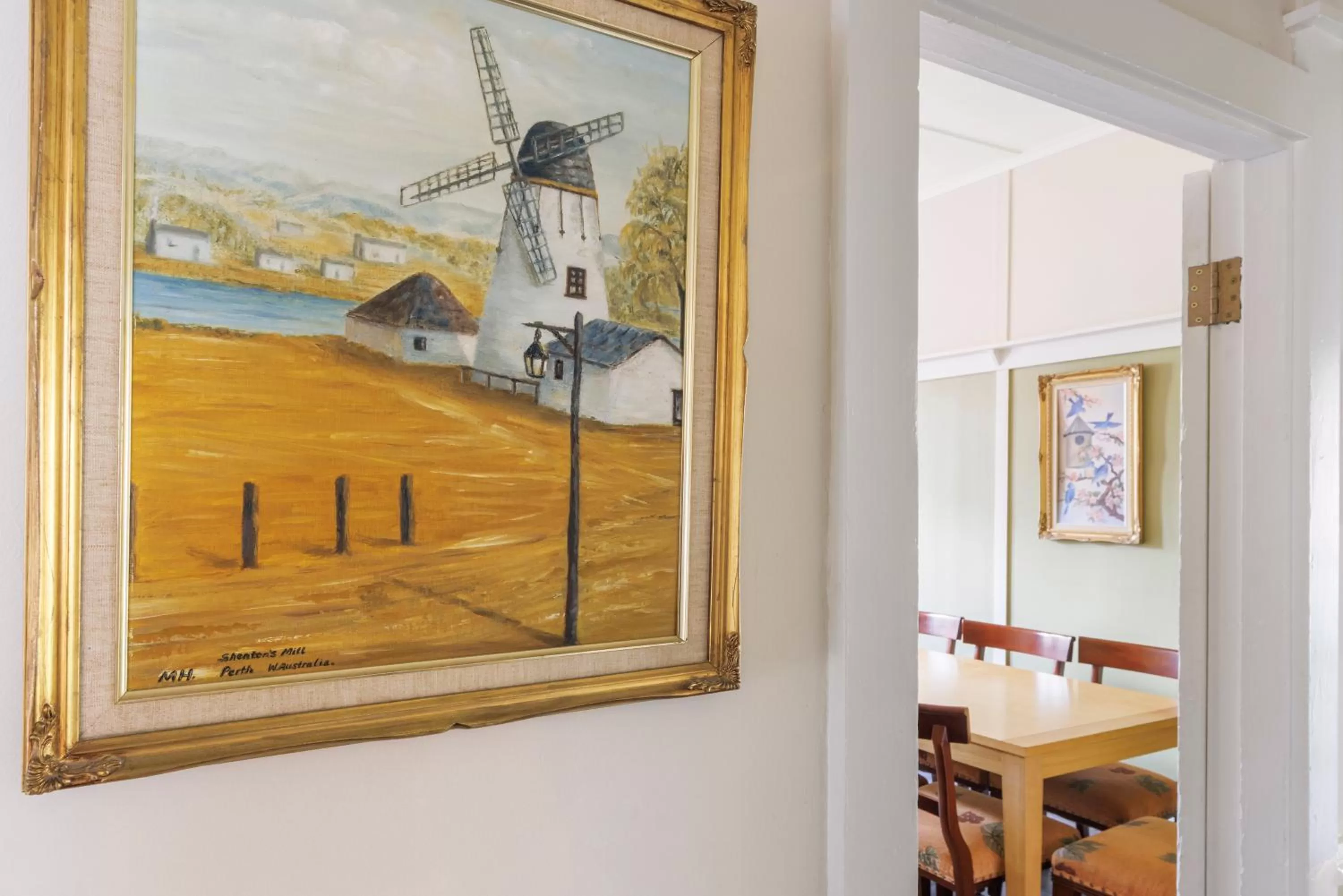 Decorative detail in Hotel Blue & Cottages Katoomba