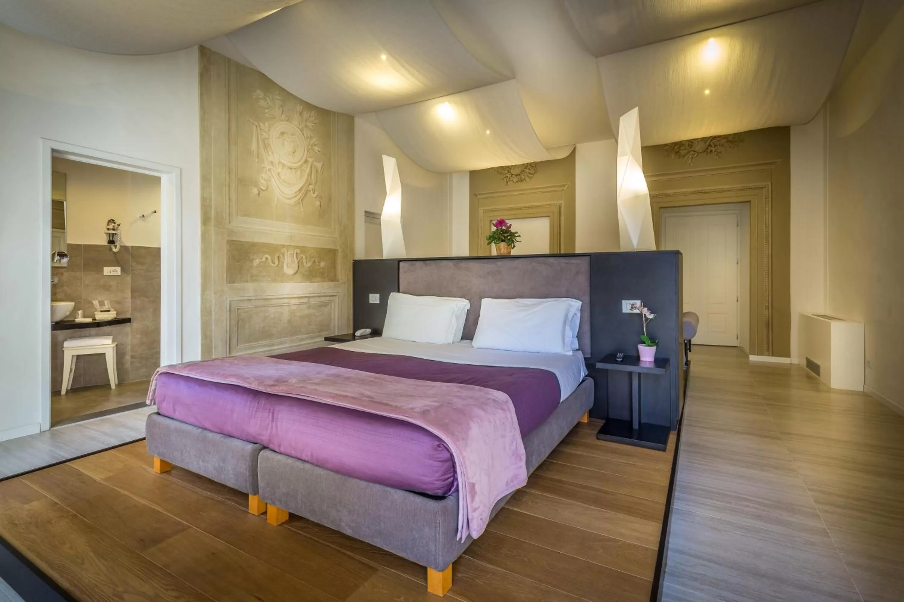 Bedroom, Bed in Hotel La Scaletta al Ponte Vecchio