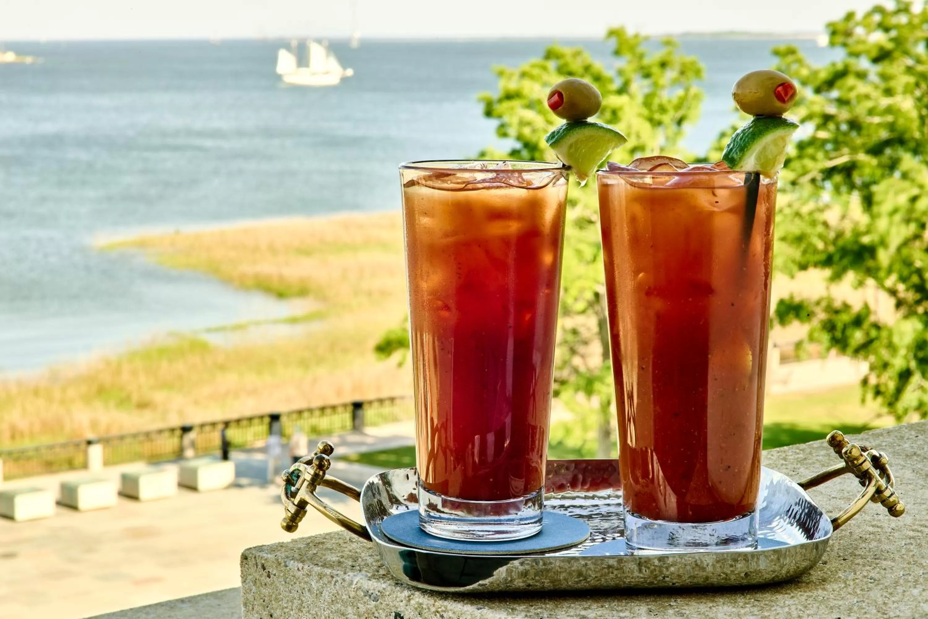 Alcoholic drinks in Harbourview Inn