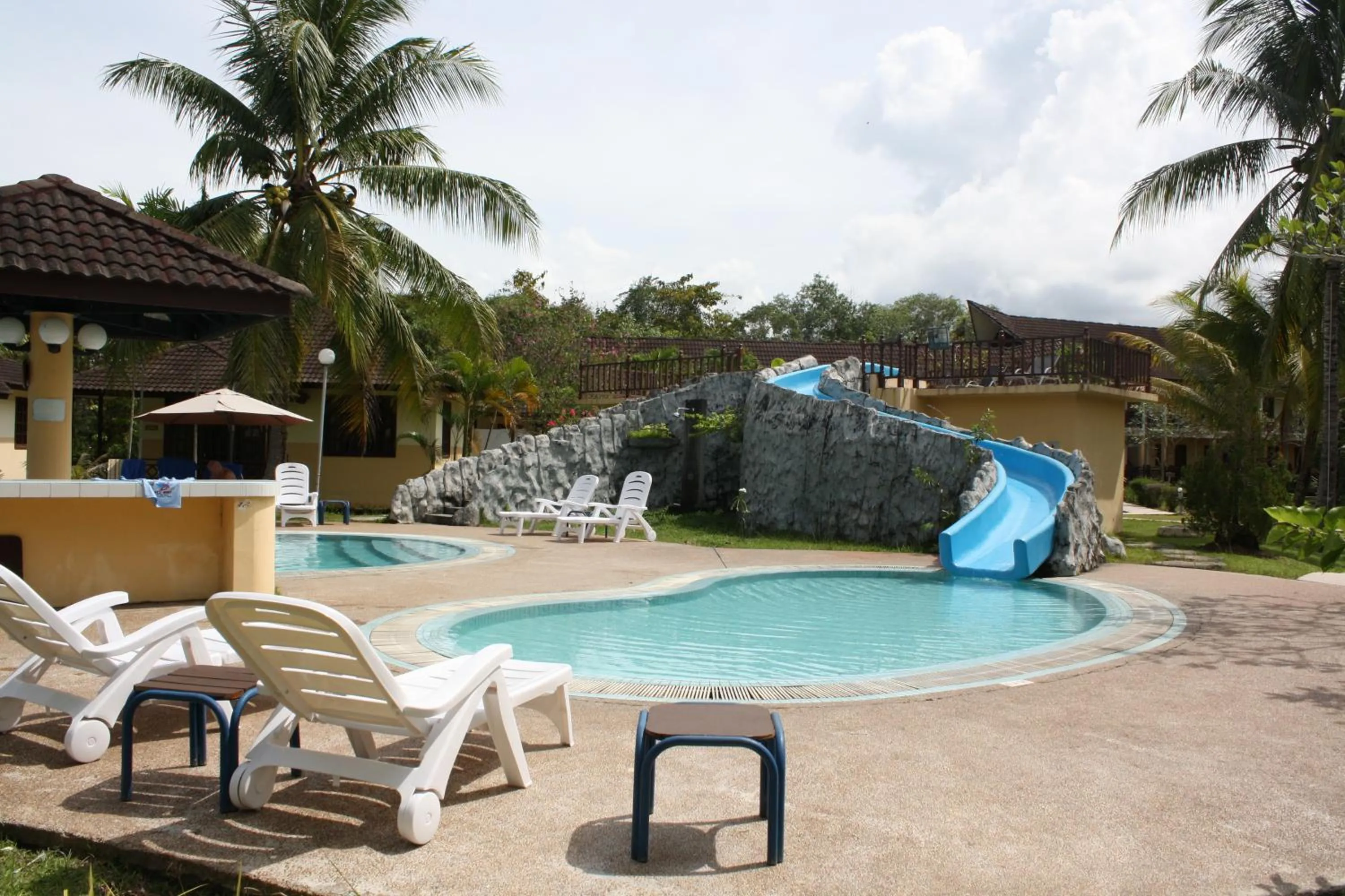 Swimming pool in Beringgis Beach Resort & Spa