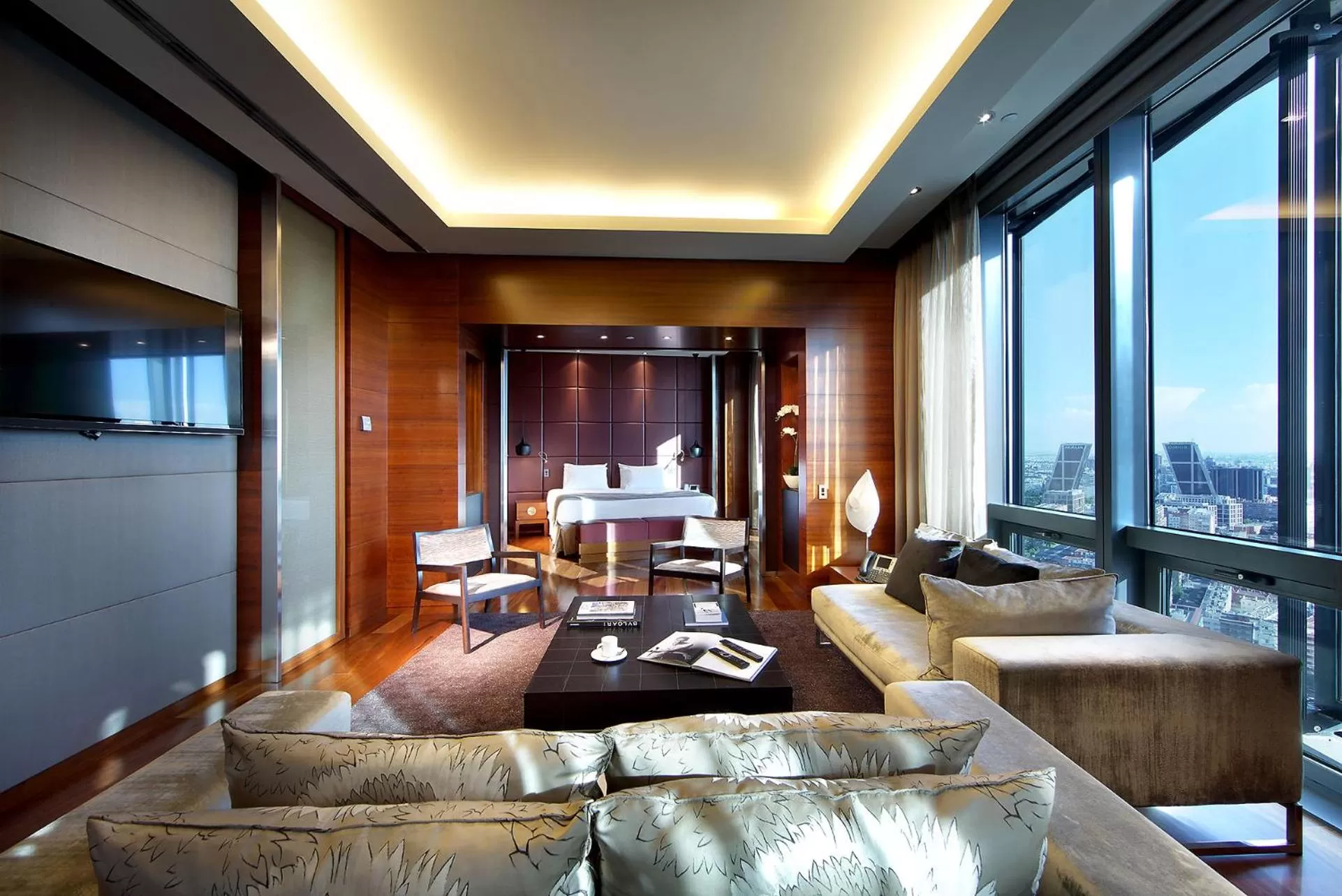 Bed in Eurostars Madrid Tower