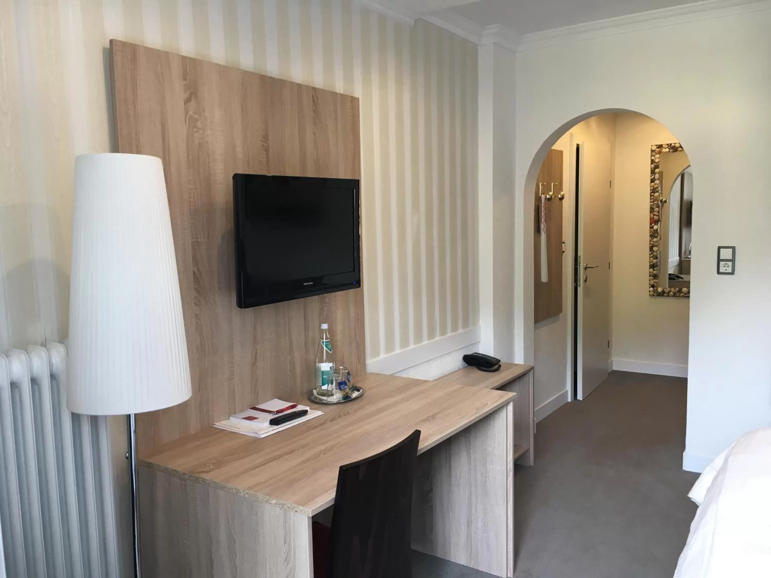 Photo of the whole room, TV/Entertainment Center in Hotel Almrausch