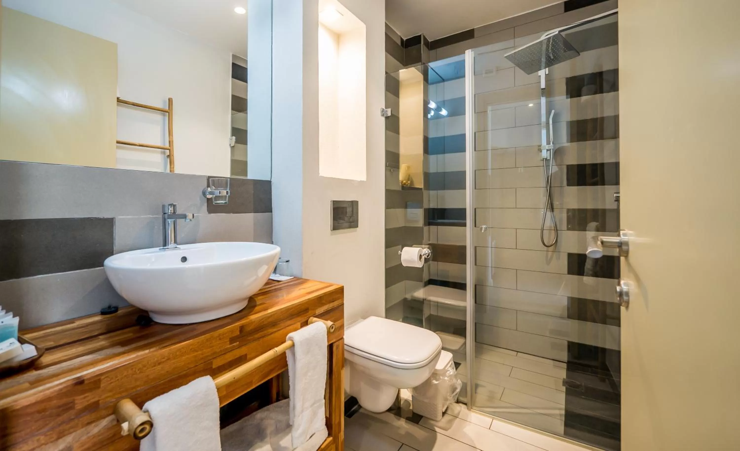 Bat Galim Boutique Hotel