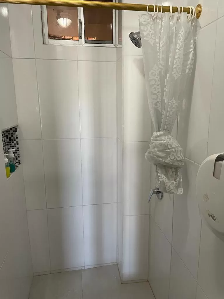 Bathroom in Hostal Carliza