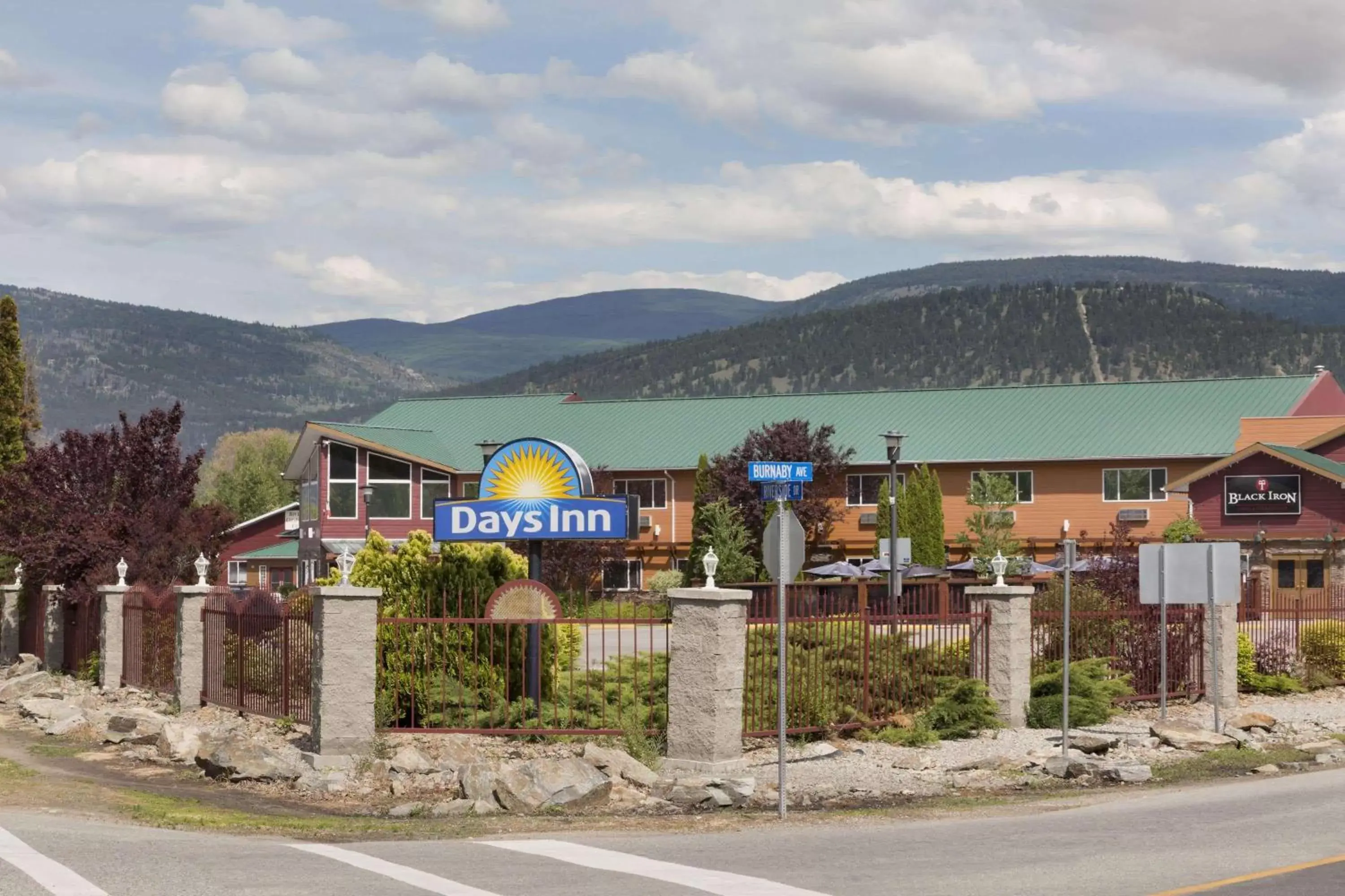 Days Inn by Wyndham Penticton Conference Centre Days Inn by Wyndham Penticton Conference Centre