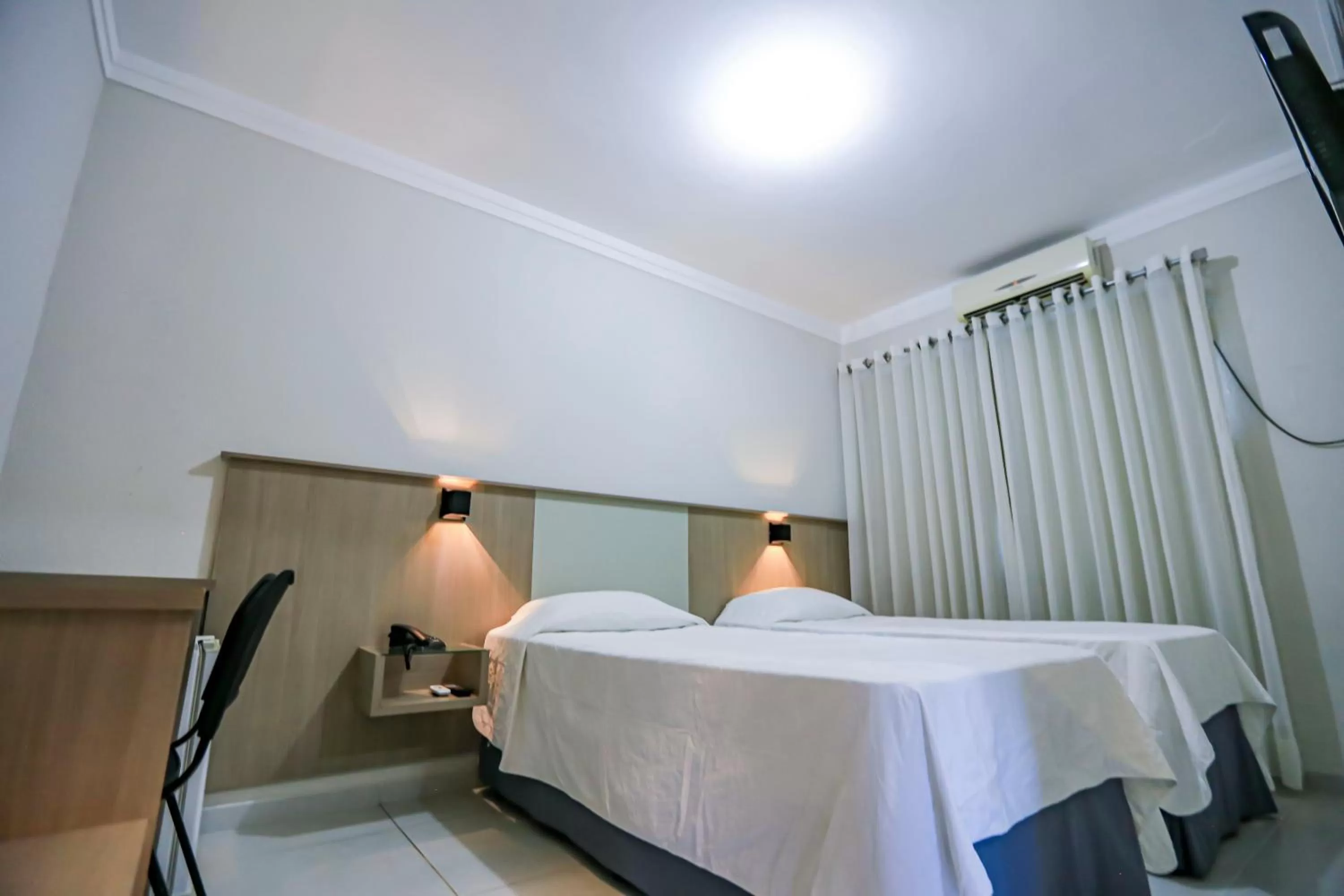 Bedroom, Bed in Iguassu Express Hotel