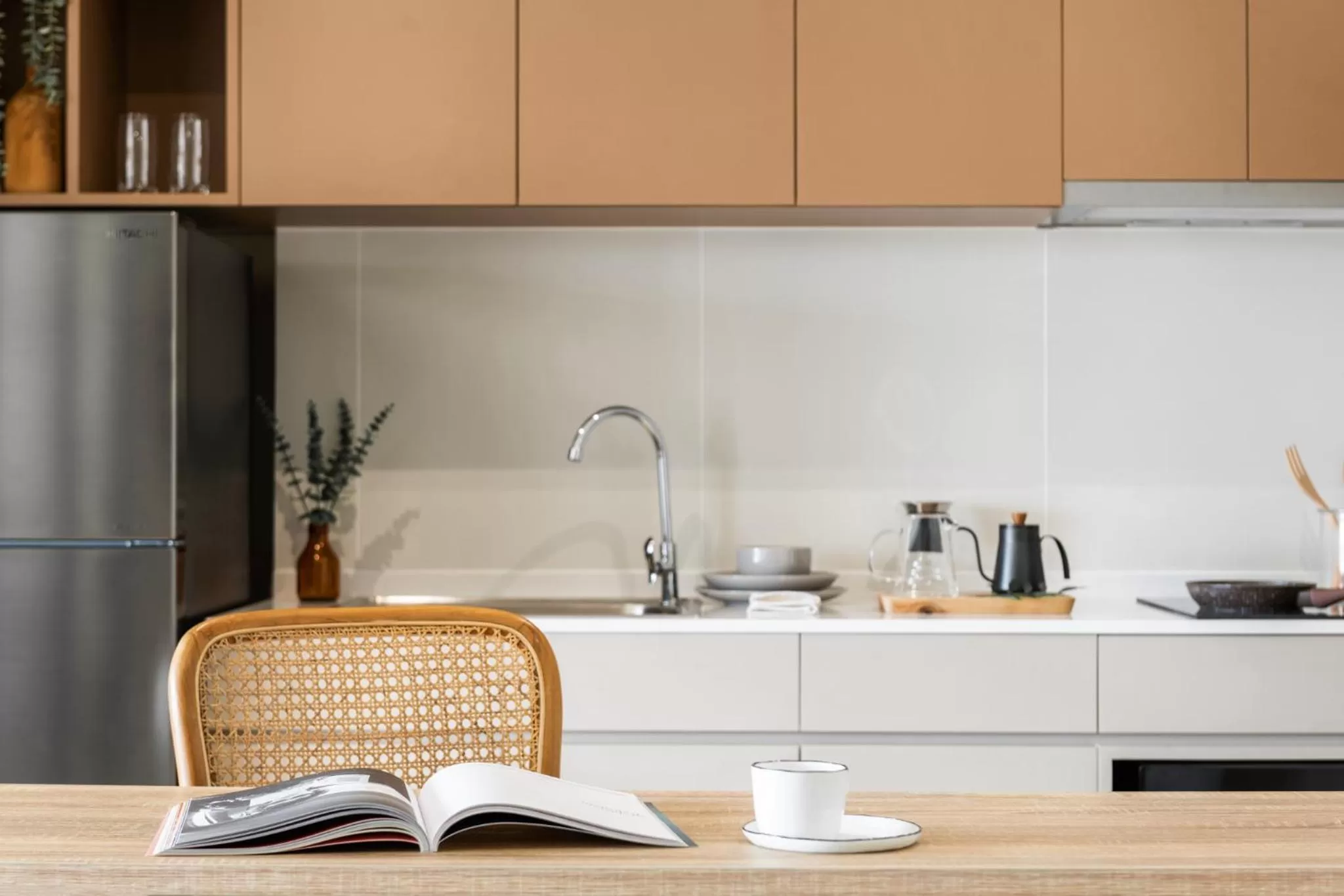 Kitchen or kitchenette, Kitchen/Kitchenette in GLOW Sukhumvit 71