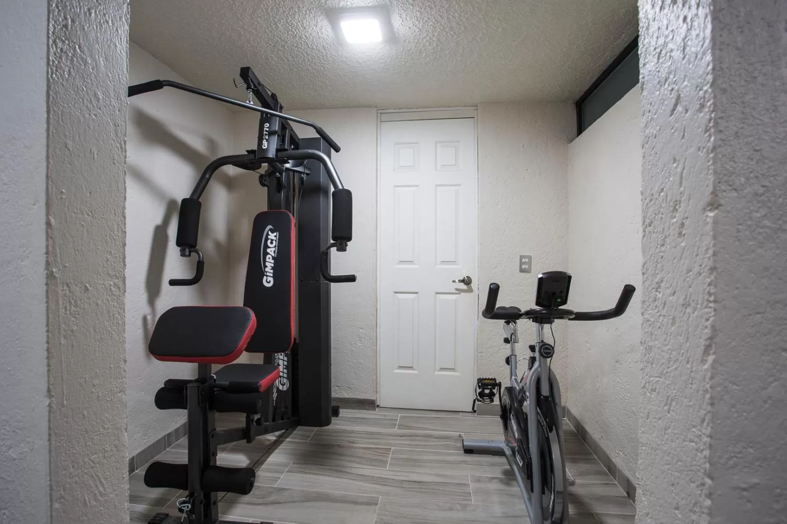 Fitness centre/facilities in Hotel Puente Real