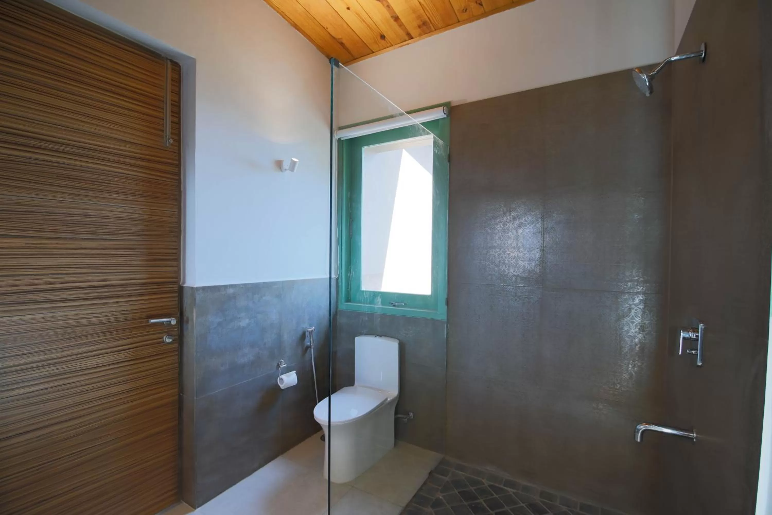 Bathroom in Seclude Kasauli, Himachal Pradesh