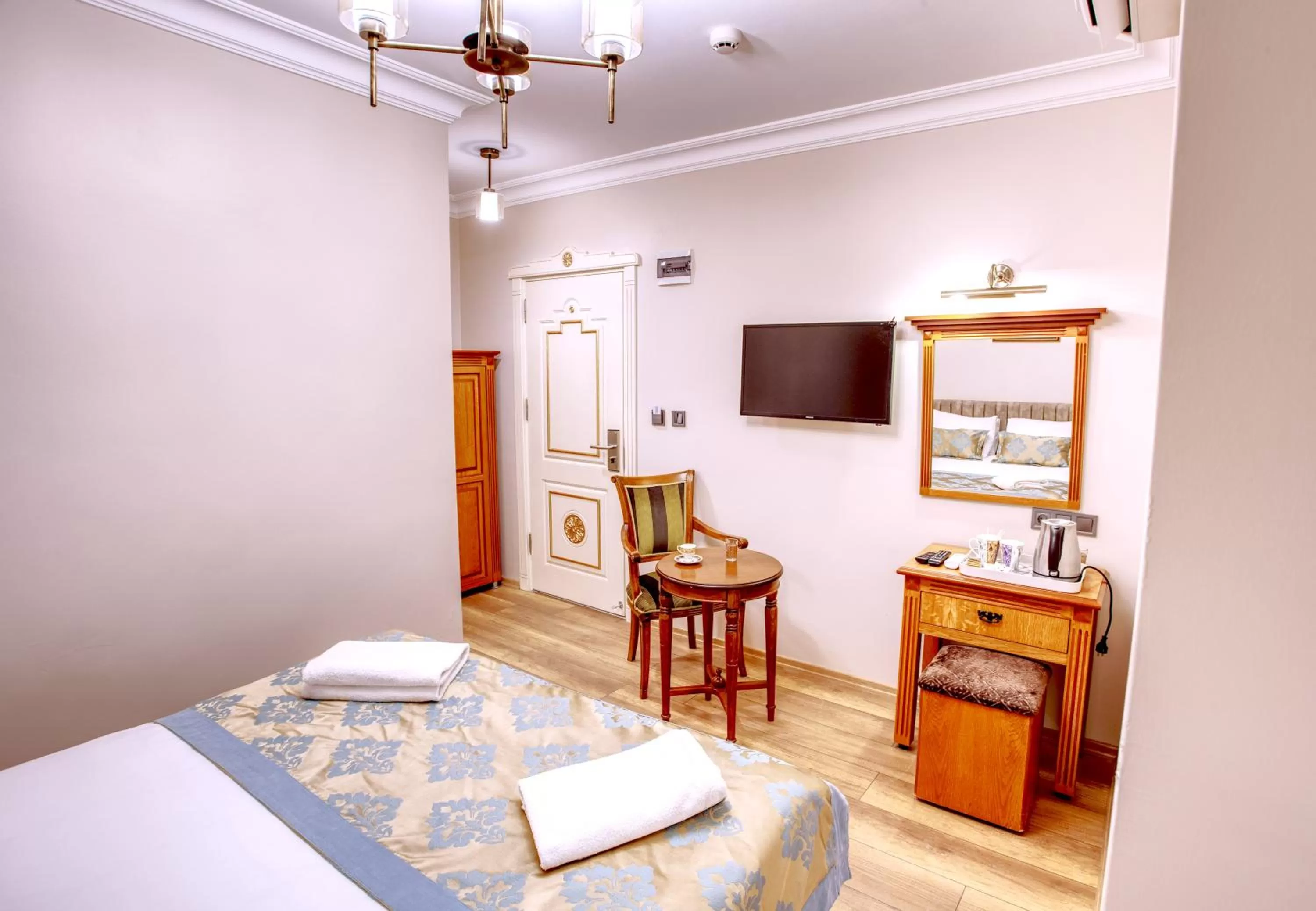 Bedroom, Bed in Hotel Saba