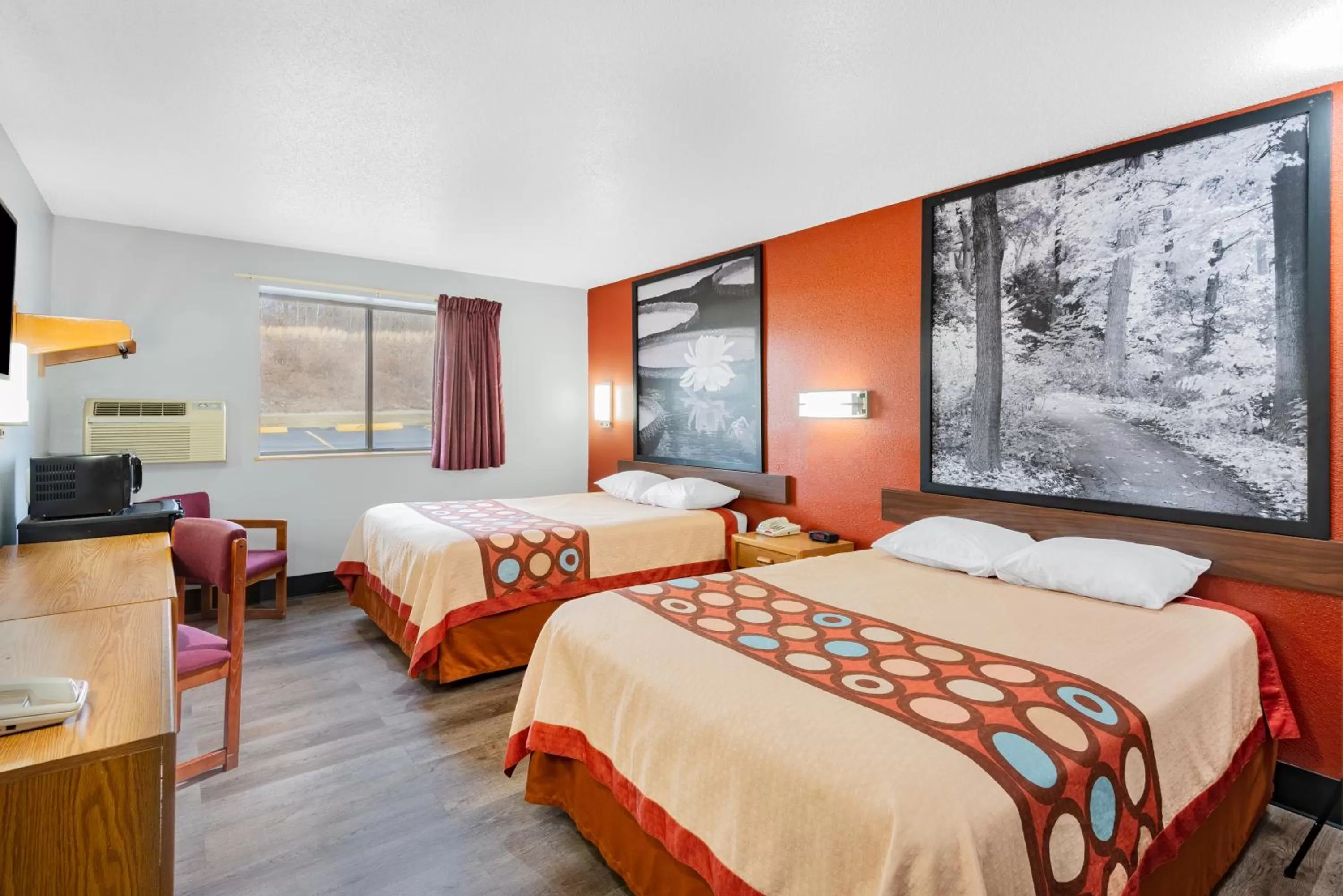 Bed in Super 8 by Wyndham Waynesburg