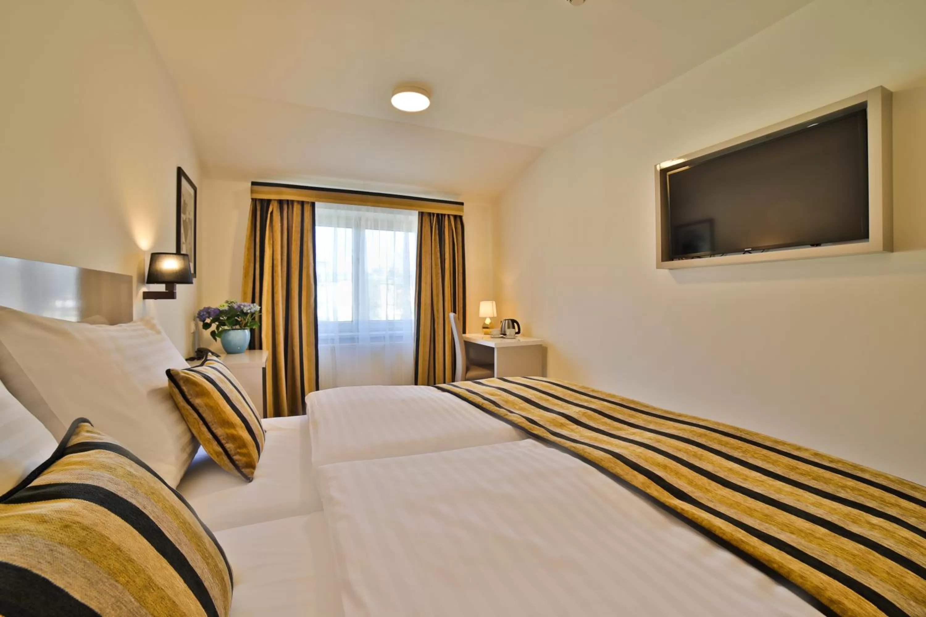 Photo of the whole room, Bed in Hotel Ariston Prague