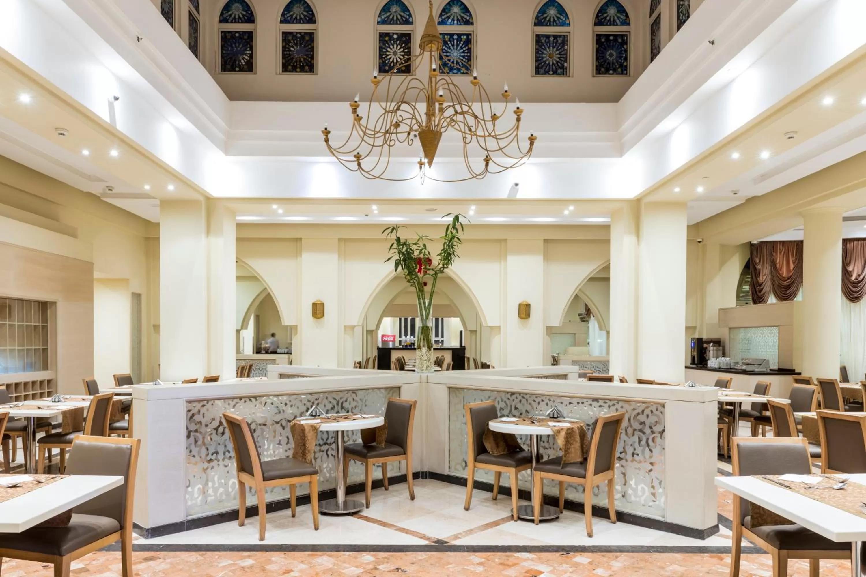 Restaurant/places to eat in Sunrise Diamond Beach Resort -Grand Select