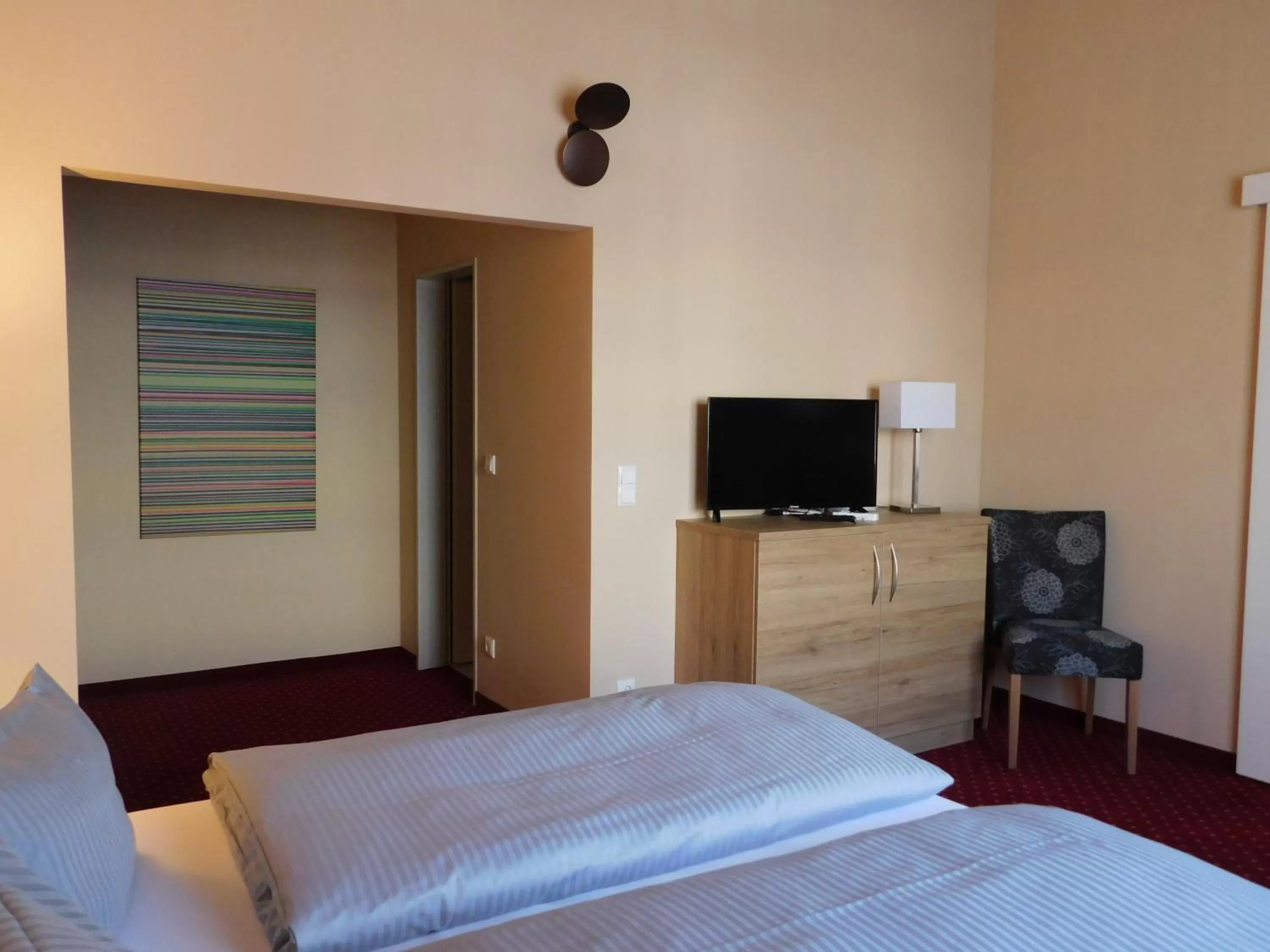 Bed in Hotel KonradP Holzkirchen