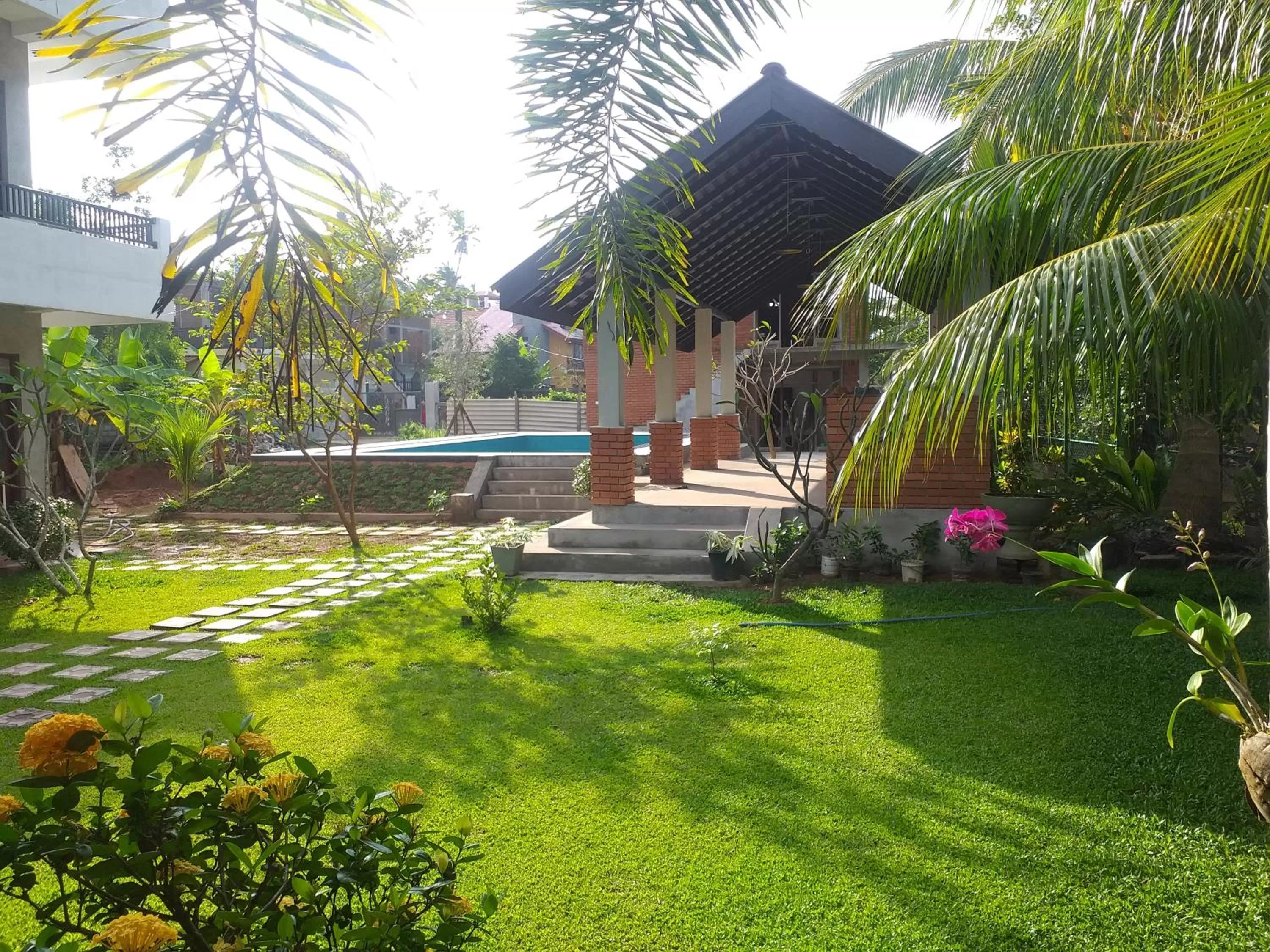 Garden in Green Wood Villa Negombo