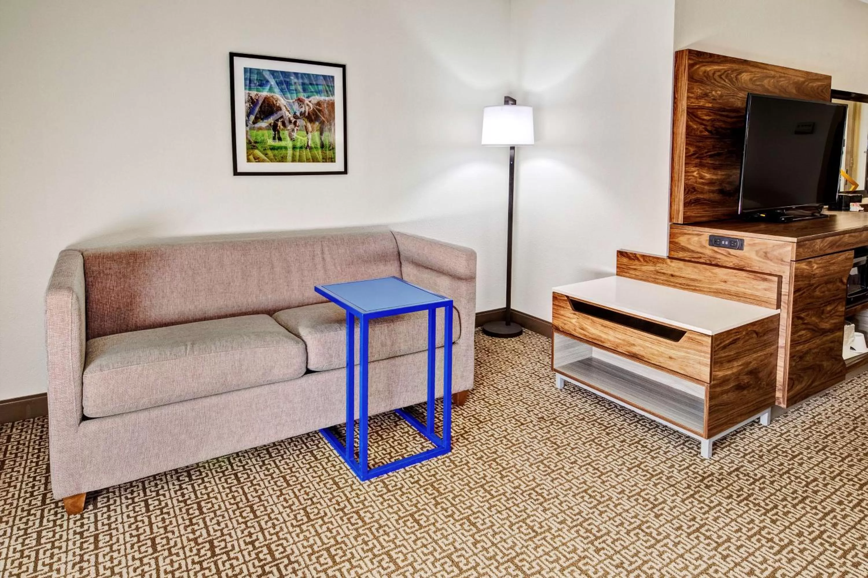 Bedroom in Hampton Inn Van Buren