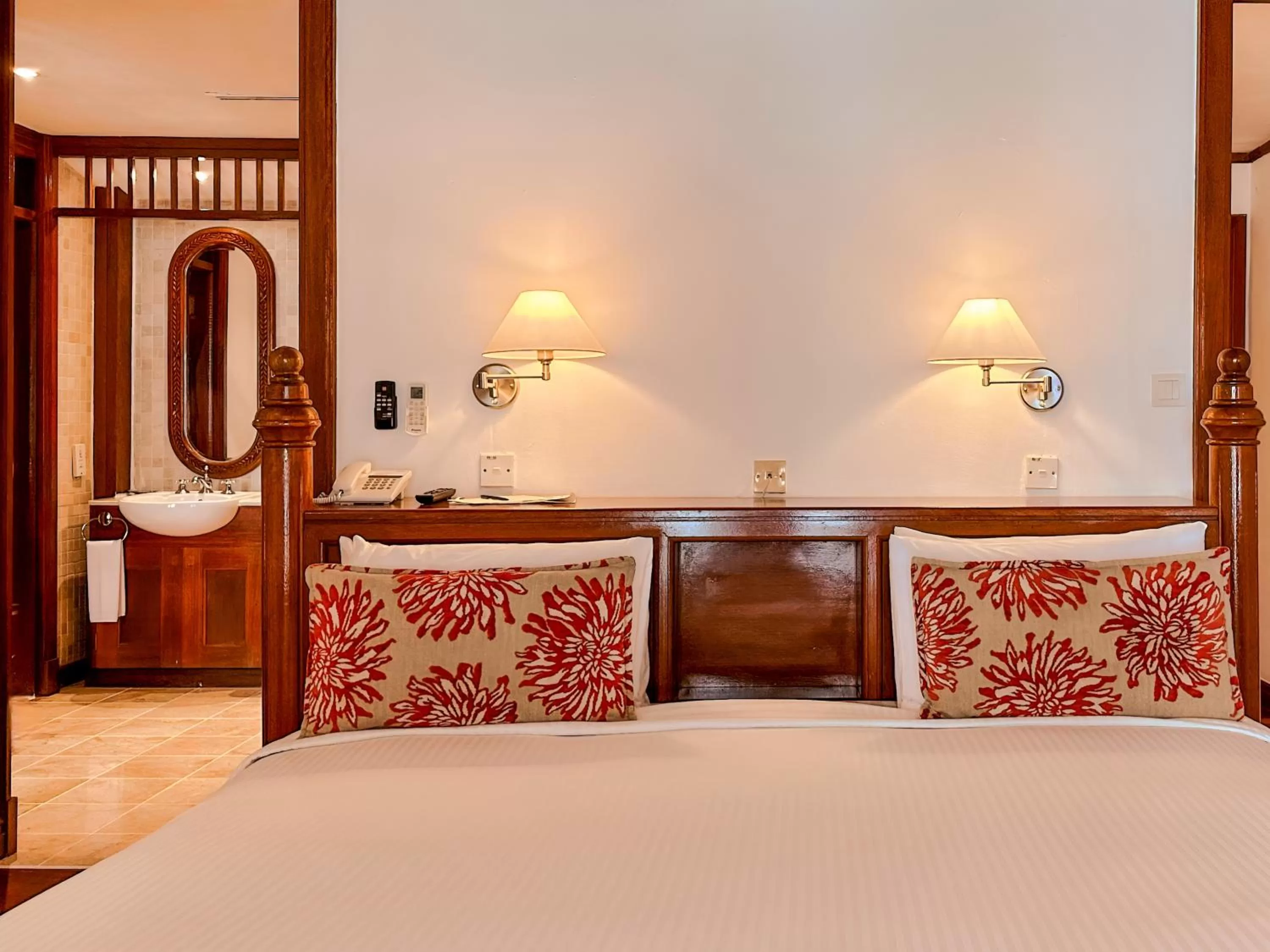 Bed in Rebak Island Resort & Marina, Langkawi 大自然 野生动物与美食爱好者的天堂