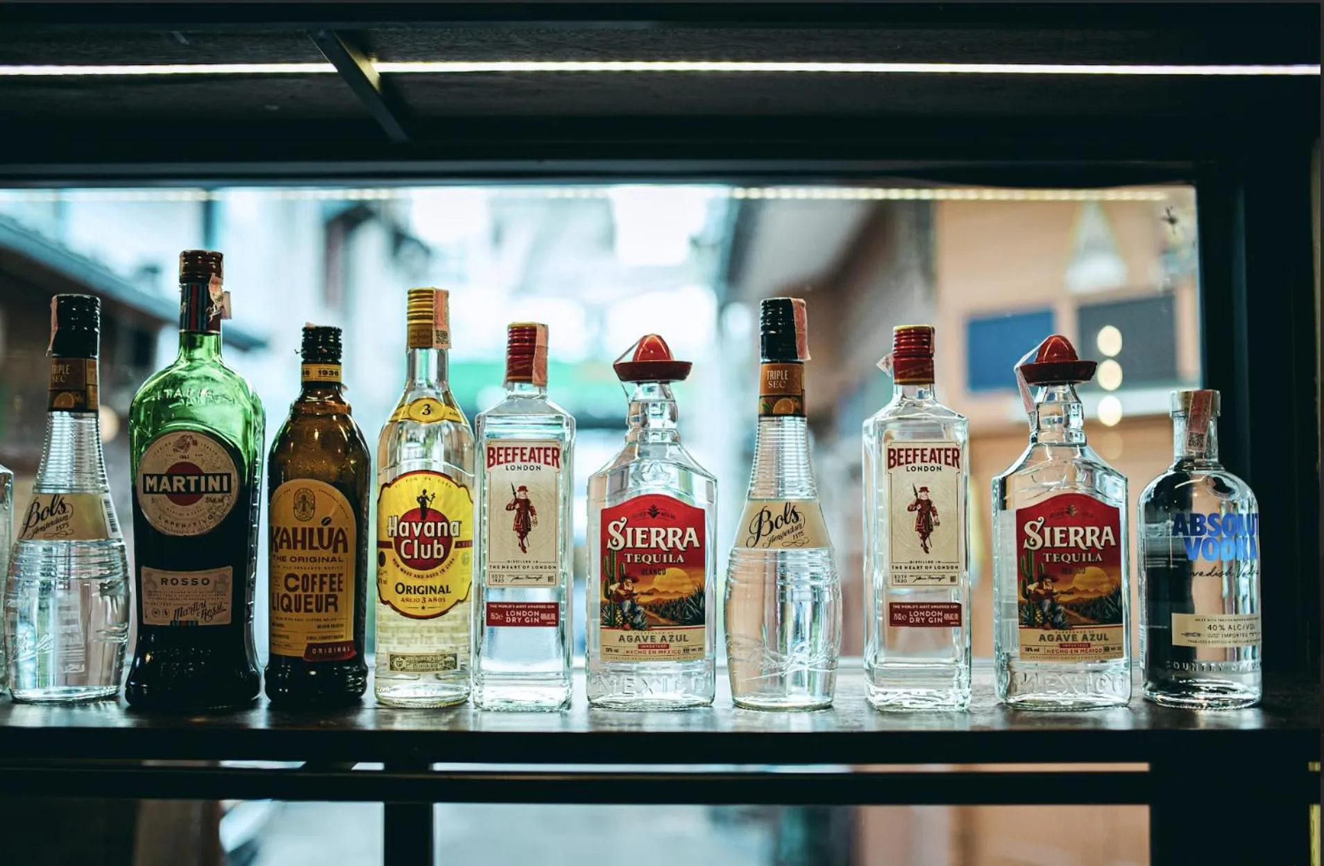 Lounge or bar in Prince Theatre Heritage Stay Hostel - Silom