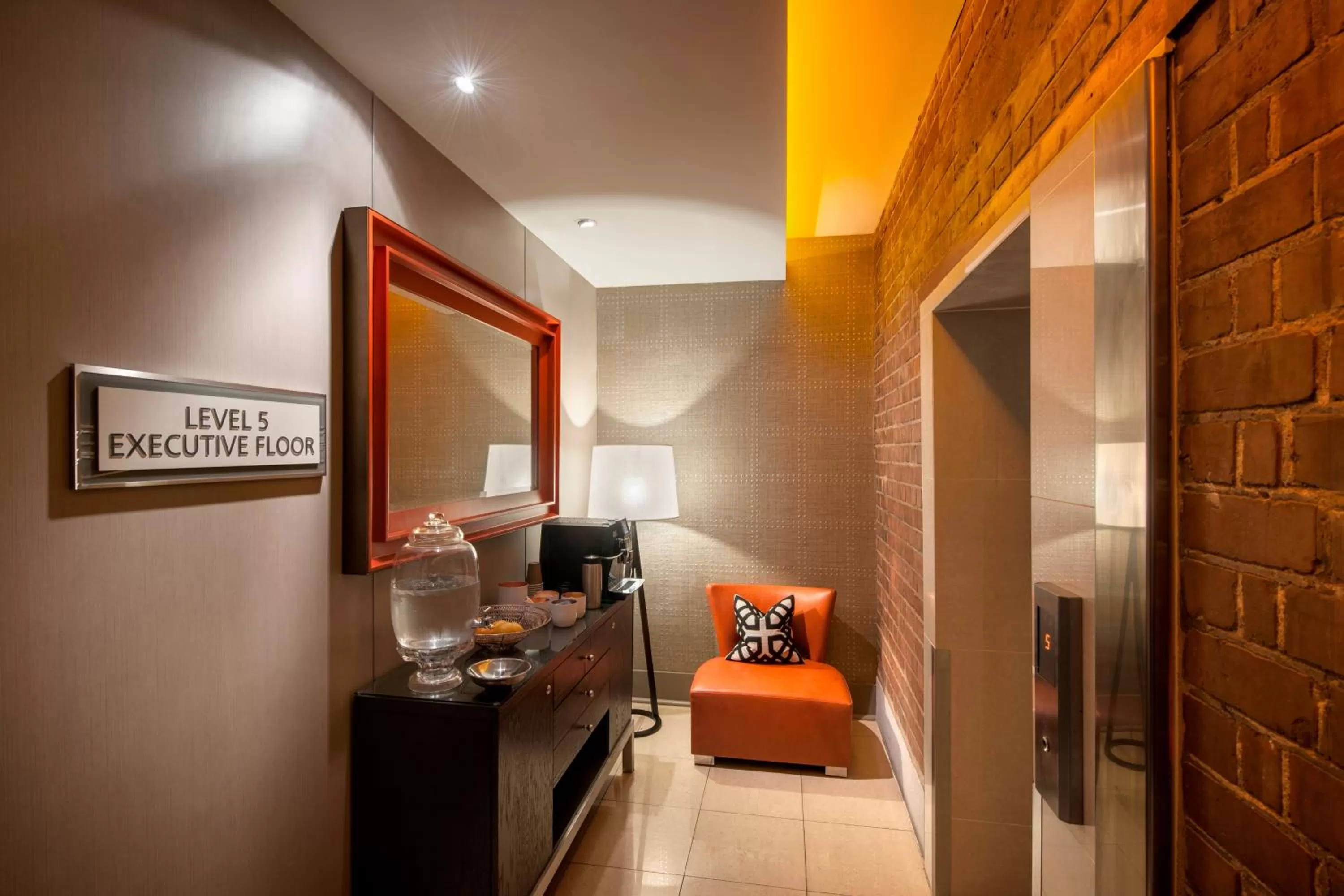 Non alcoholic drinks in Miller Apartments