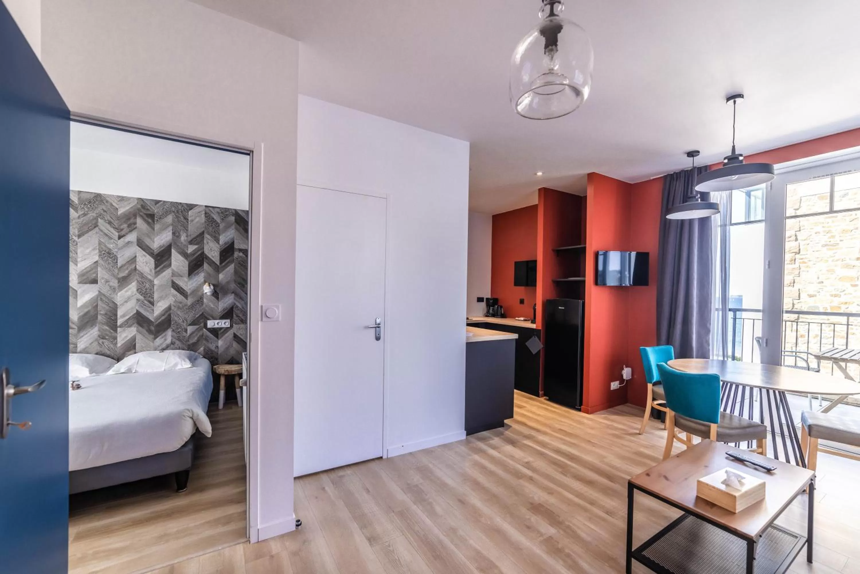 Bed in Logis Hôtel Ker Mor