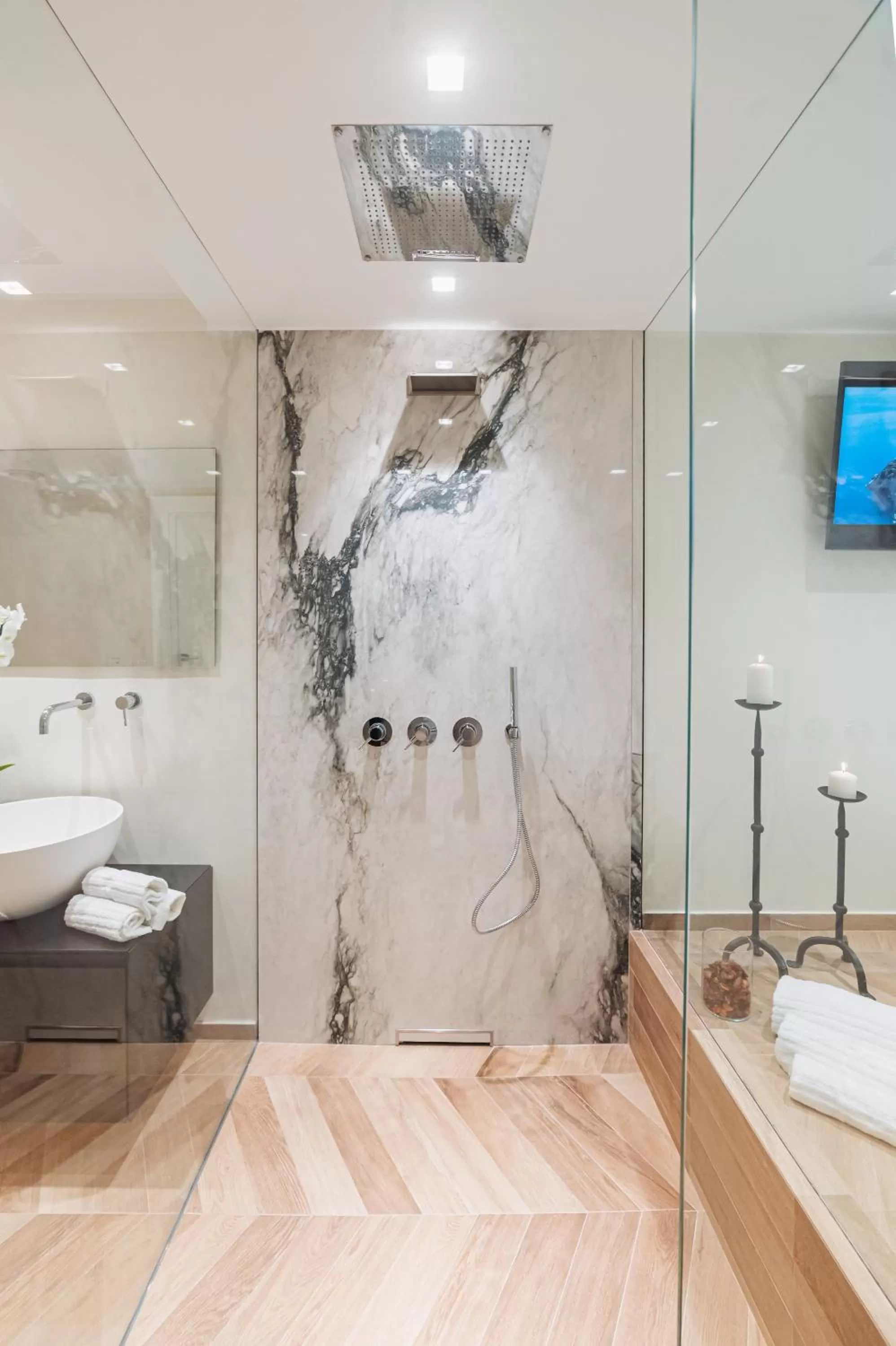 Shower in Naxi Suites