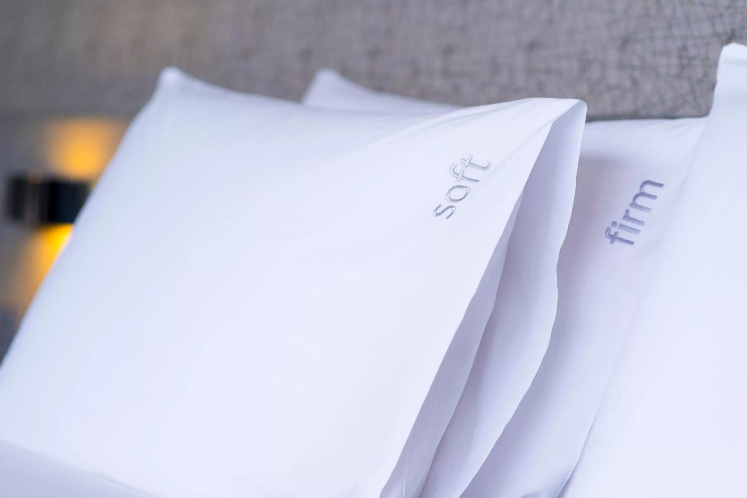 Bedroom, Bed in Holiday Inn Bangkok Sukhumvit by IHG