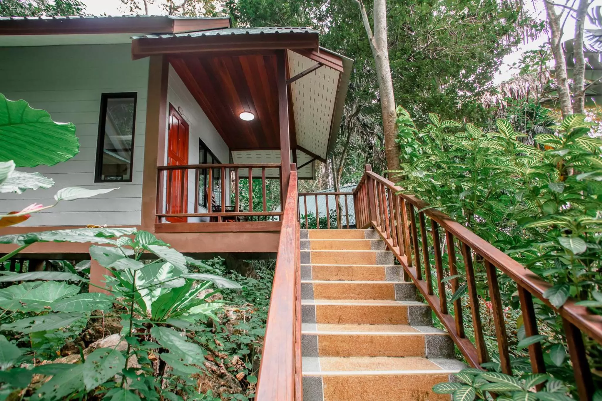 Aonang Cliff View Resort SHA Extra Plus