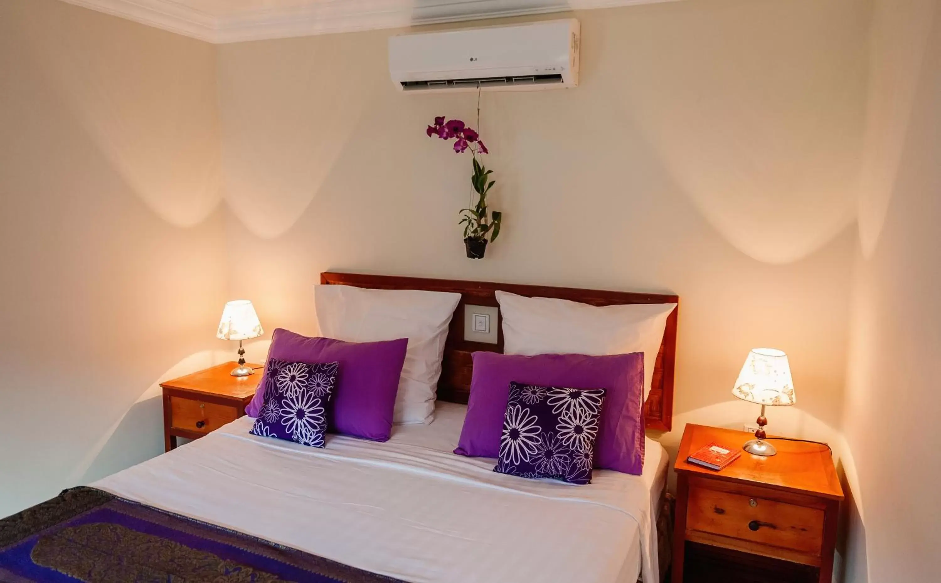 King Room with Sea View in Spayhiti King Room with Sea View in Spayhiti