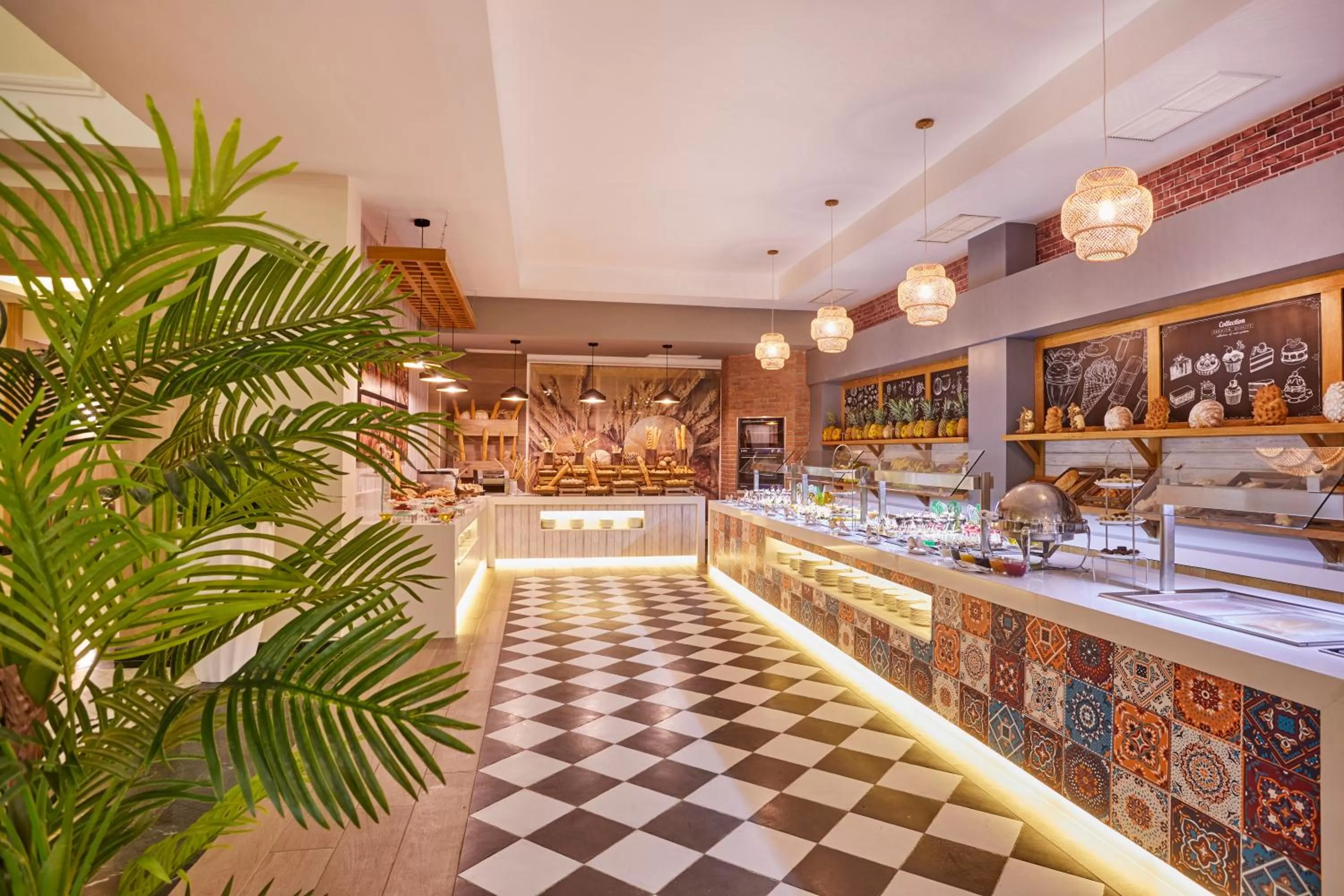 Lounge or bar in Bahia Principe Luxury Ambar - Adults Only All Inclusive