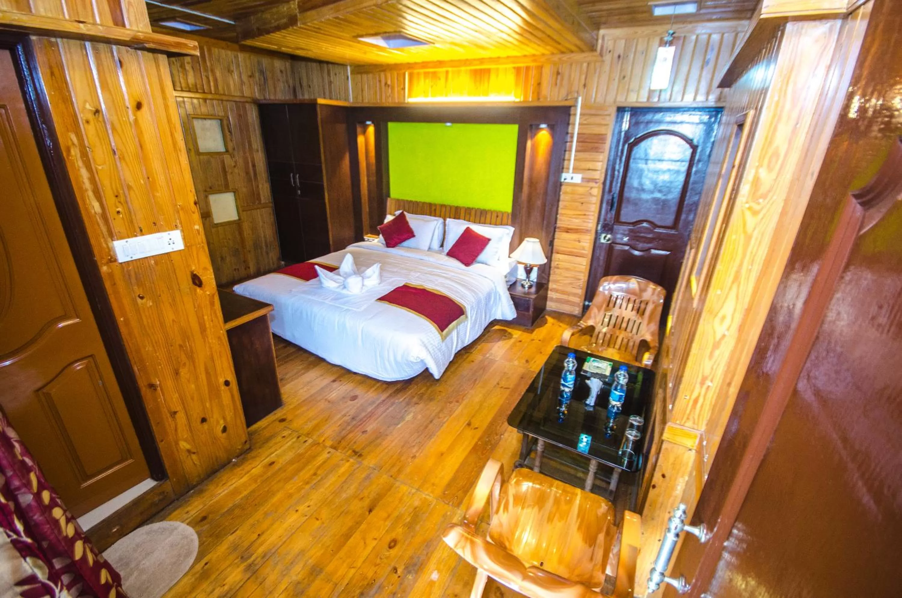 People, Bed in Greenwood Resort