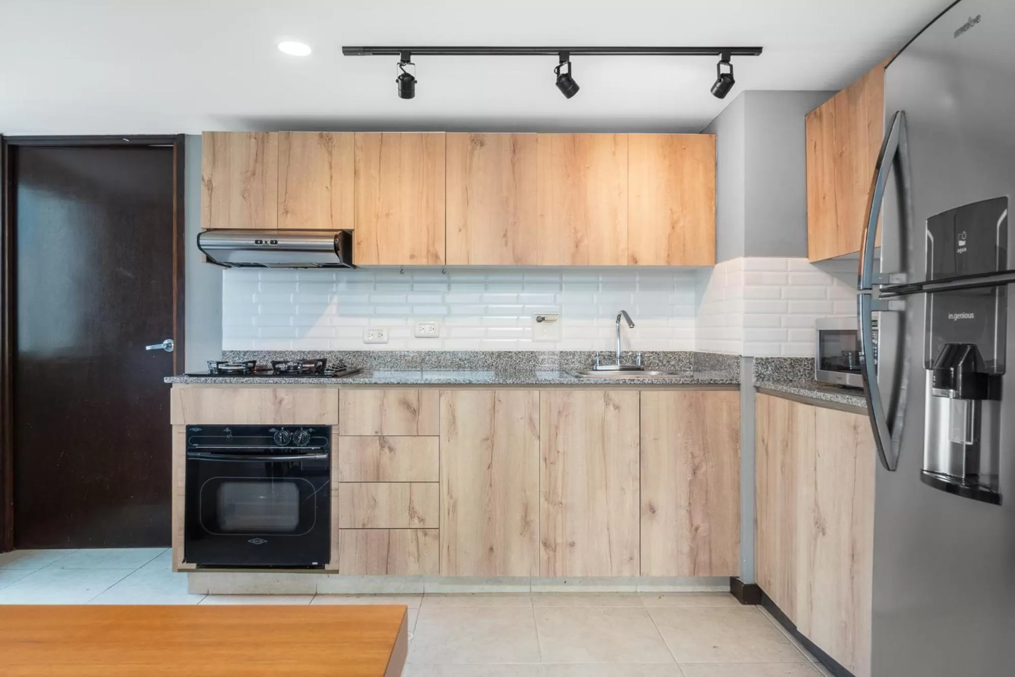 Kitchen or kitchenette in Apartamentos Poblado Alejandría by HOUSY HOST