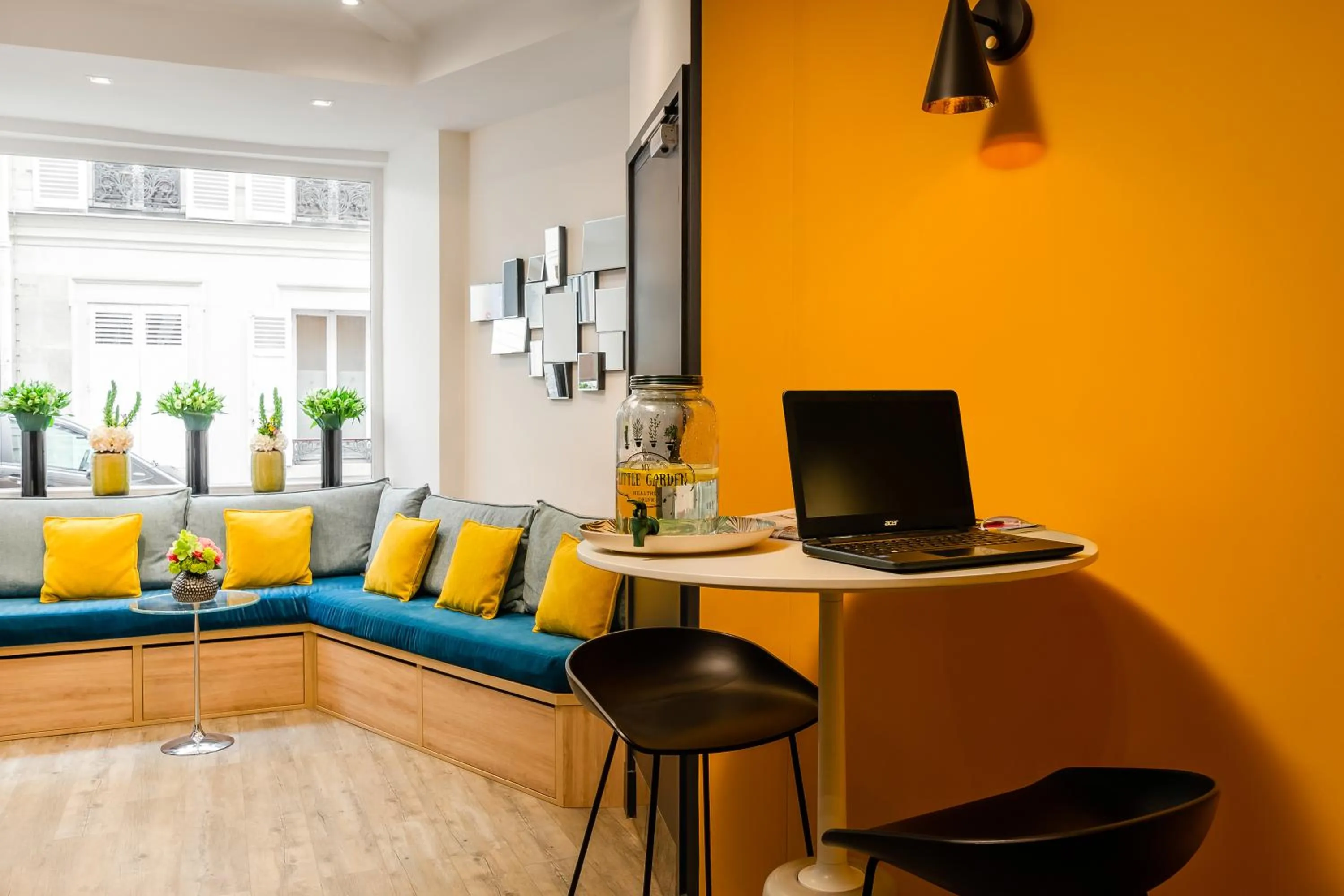 Lobby or reception in Arc De Triomphe