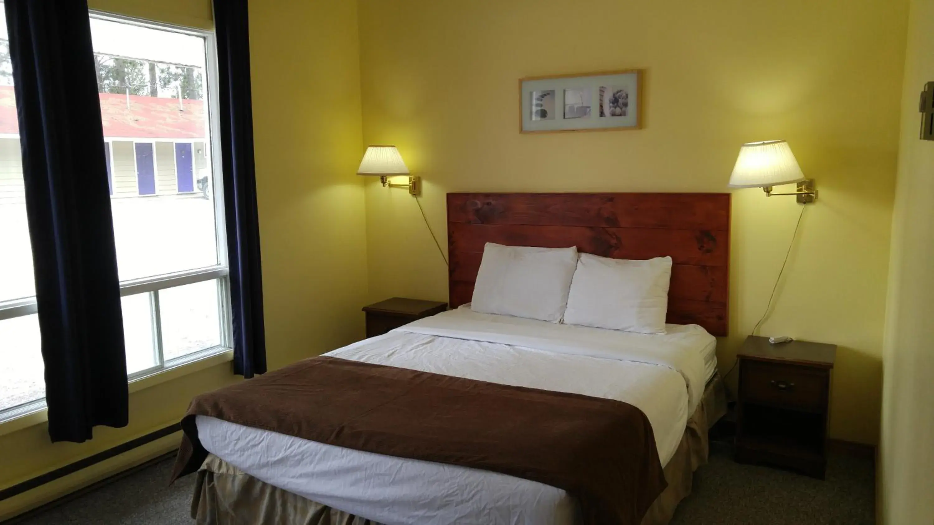 Queen Room in Tulip Inn Queen Room in Tulip Inn