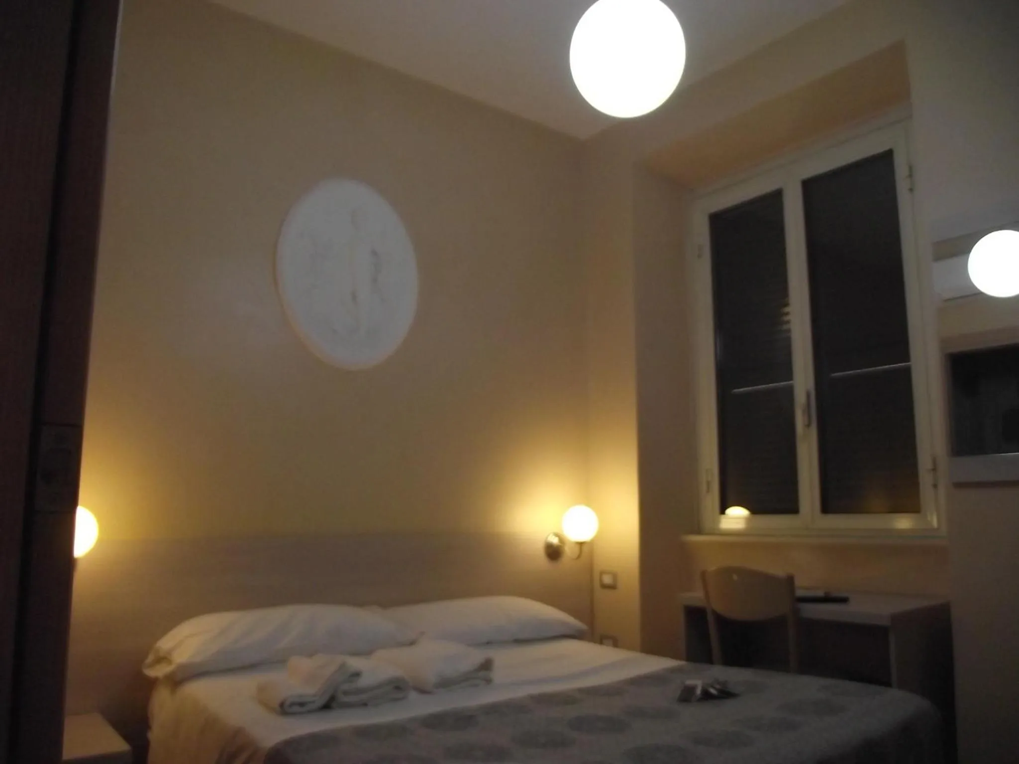 Photo of the whole room, Bed in Hotel Elide