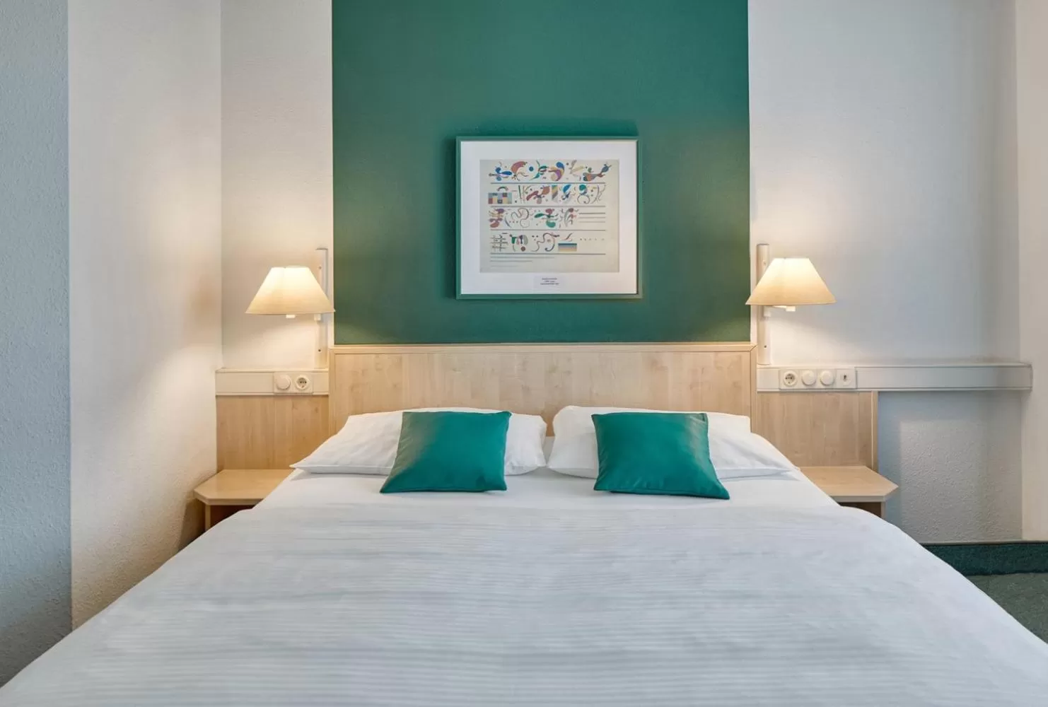 Living room, Bed in Hotel Kaiserin Augusta