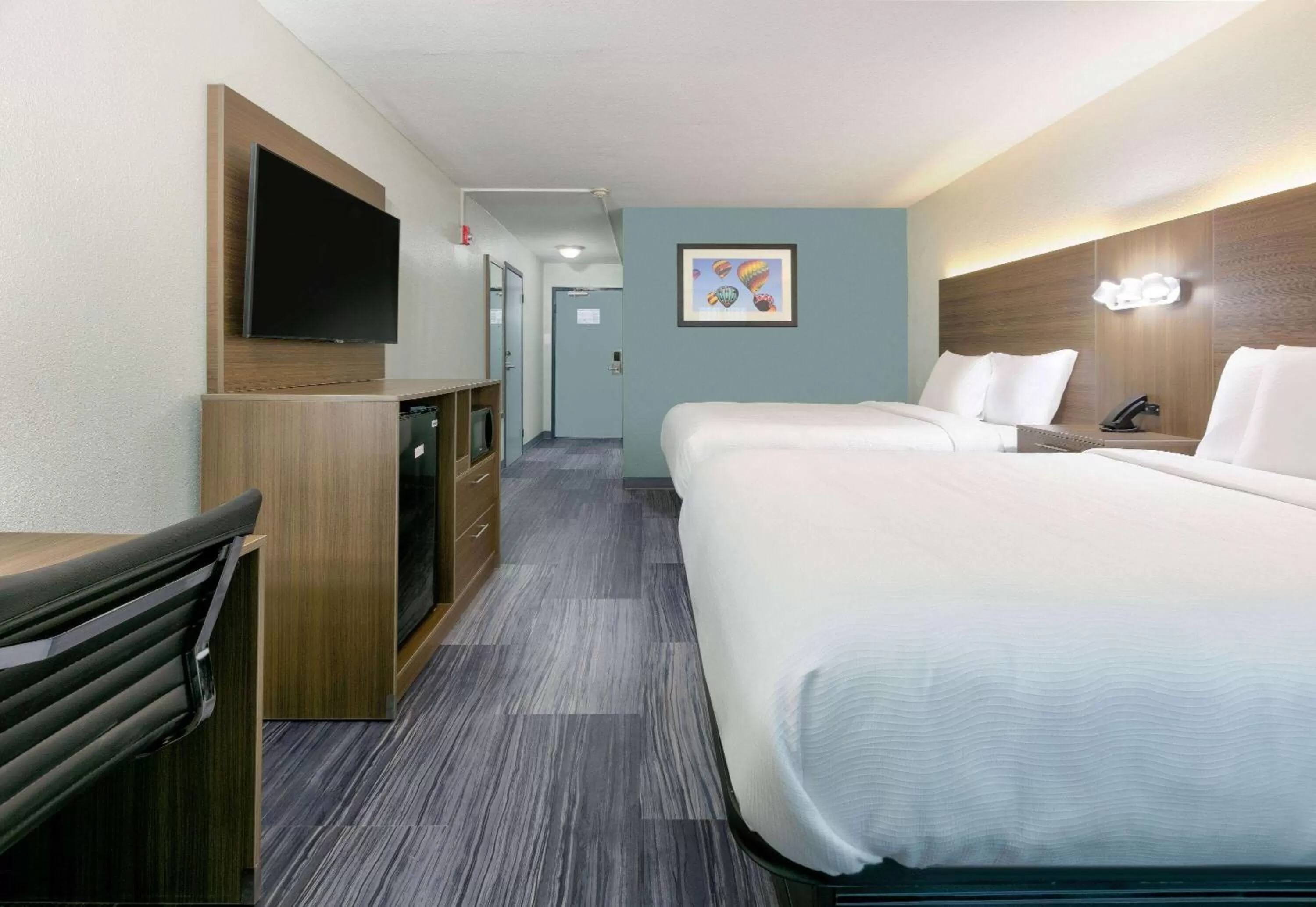 Queen Room with Two Queen Beds, Mobility Access and Roll-In Shower -  Non-Smoking in Baymont by Wyndham East Ridge - Chattanooga