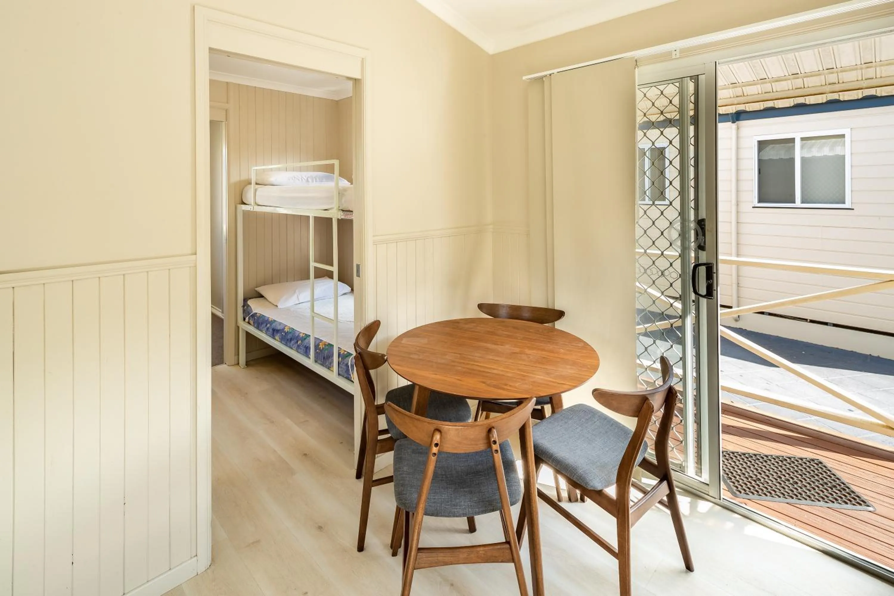 Dining area, Bed in Ingenia Holidays Nambucca Heads