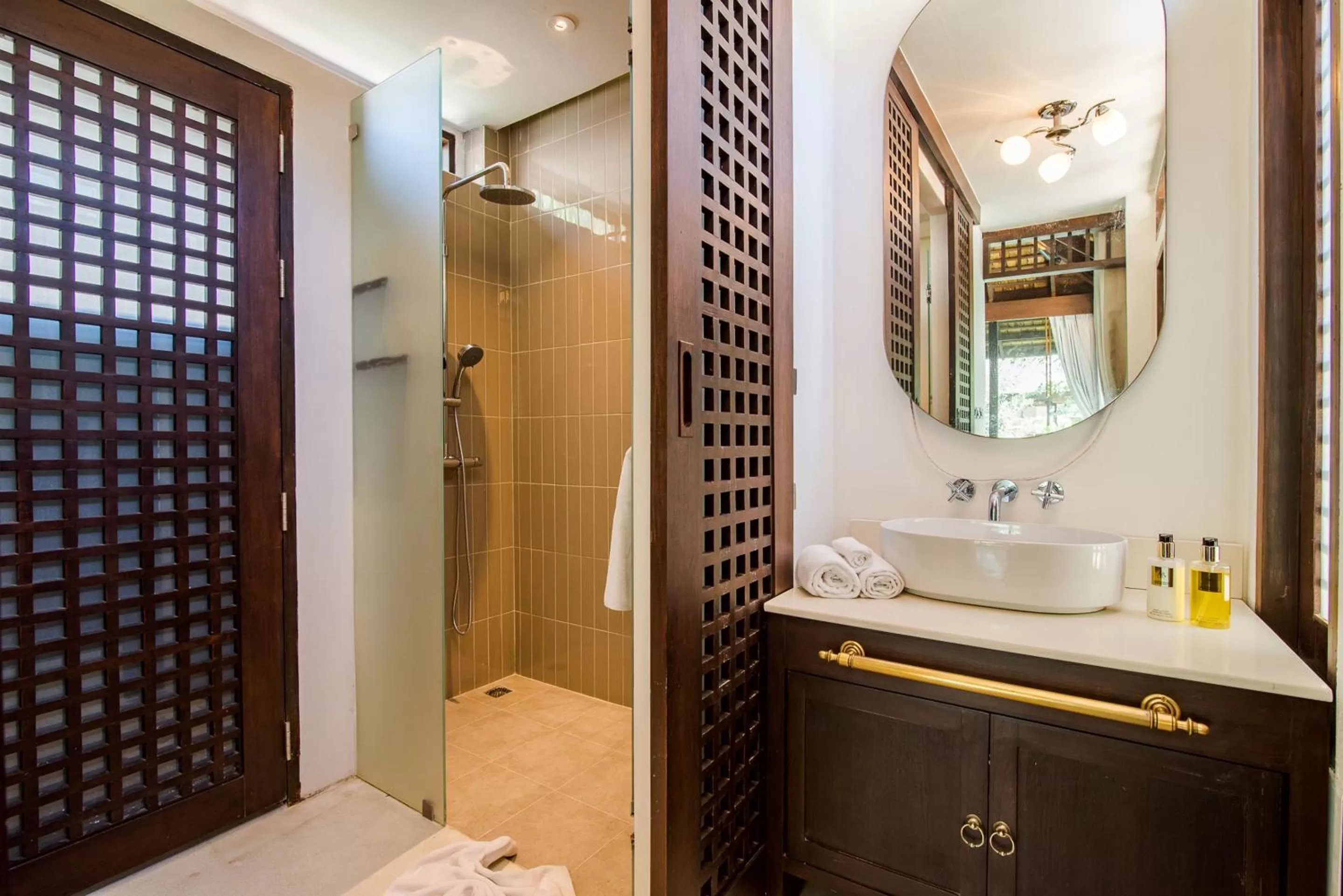 Shower in The Palayana Hua Hin