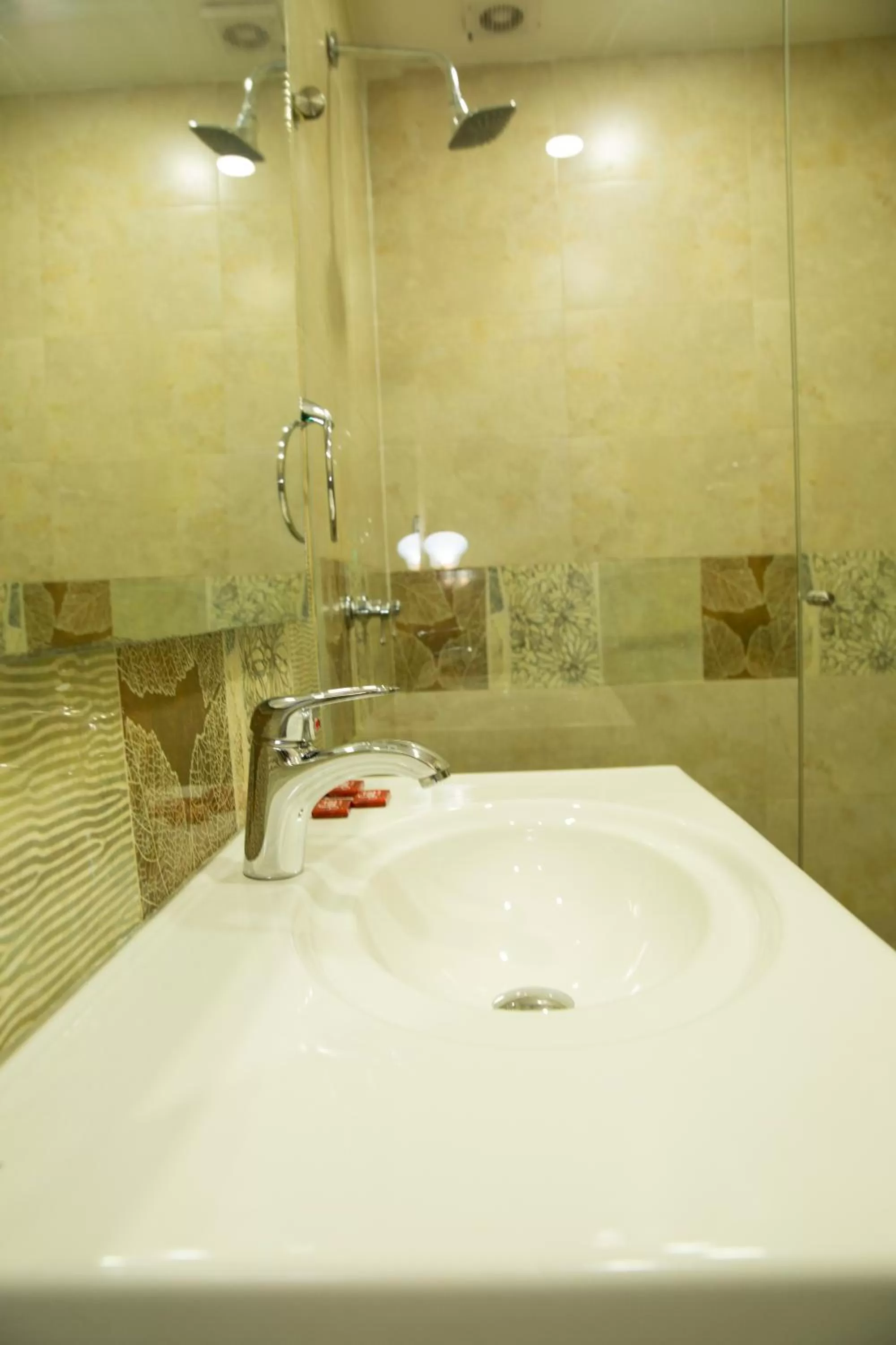 Bathroom in Hollywood Beach Suite