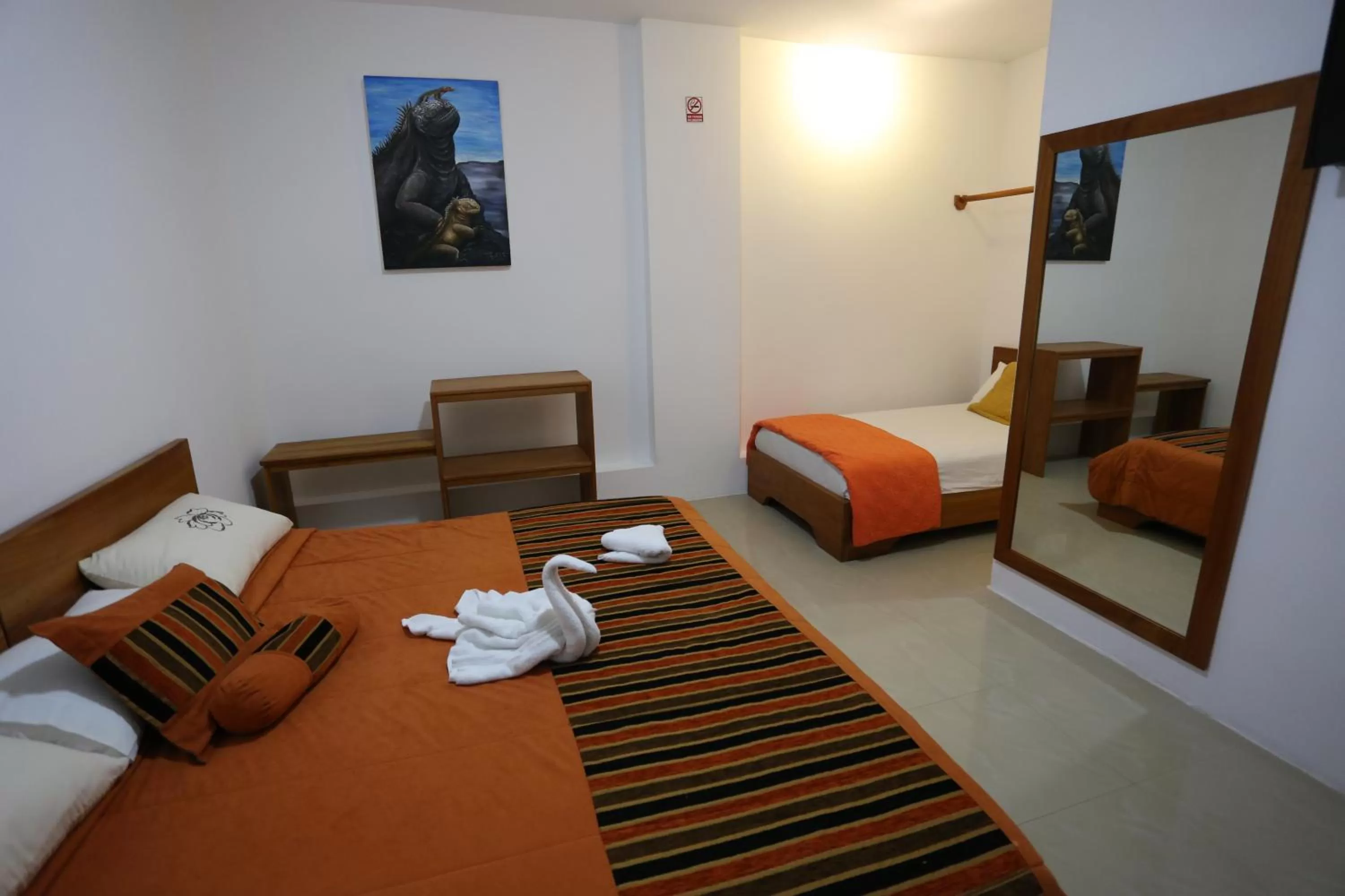 Photo of the whole room, Room Photo in The Galapagos Pearl B&B