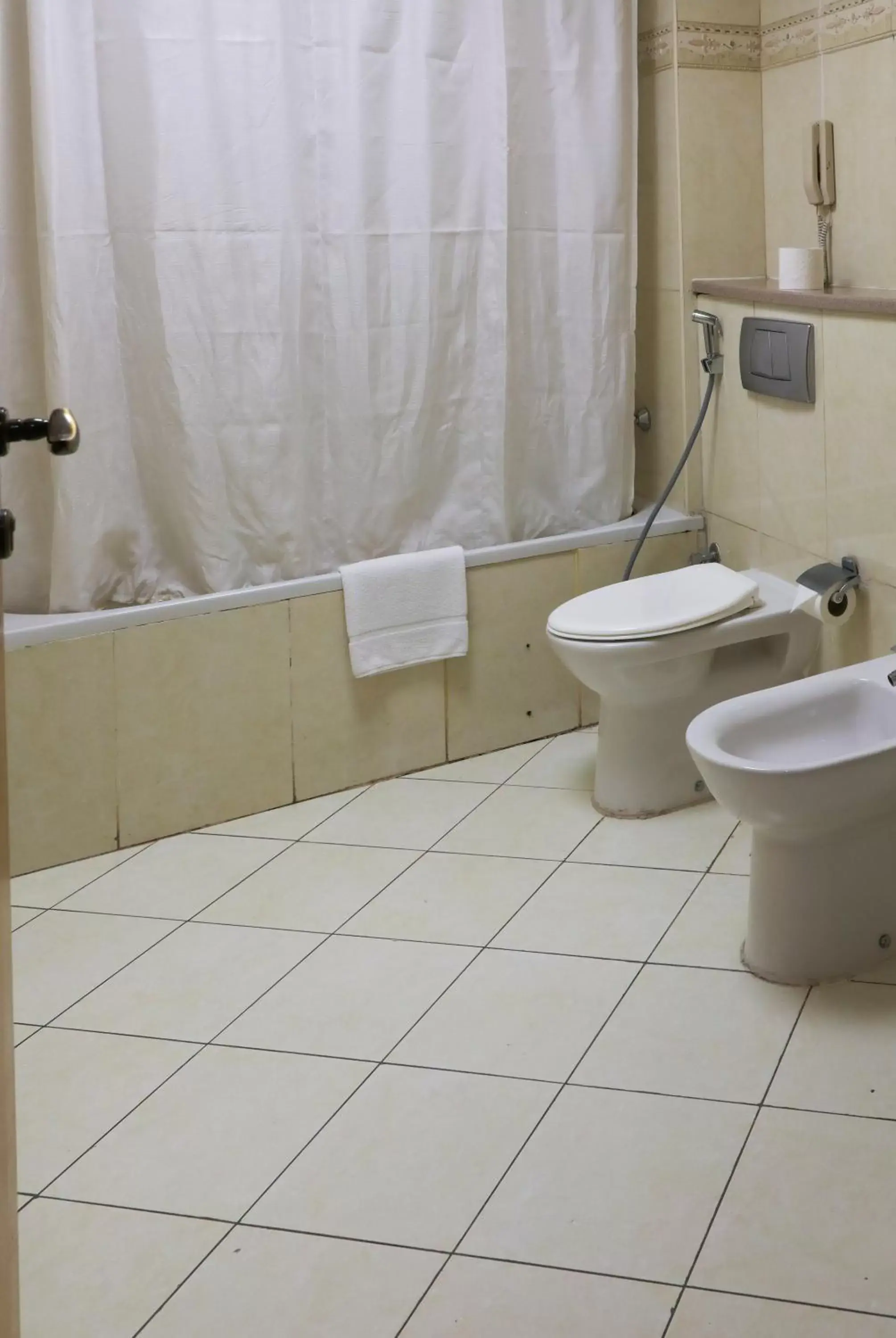 One-Bedroom Apartment in West Zone Pearl Hotel Apartment One-Bedroom Apartment in West Zone Pearl Hotel Apartment