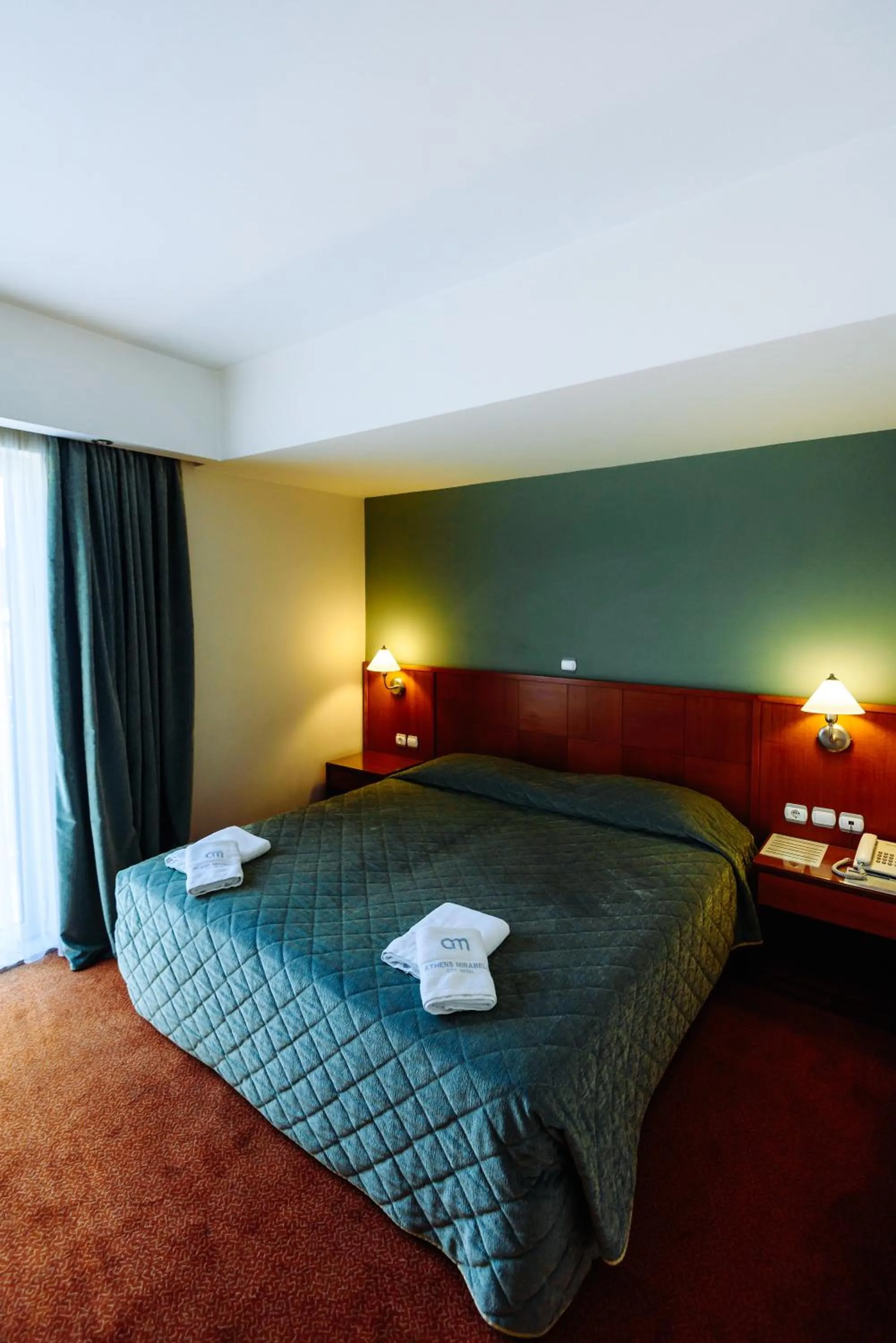 Bed in Athens Mirabello