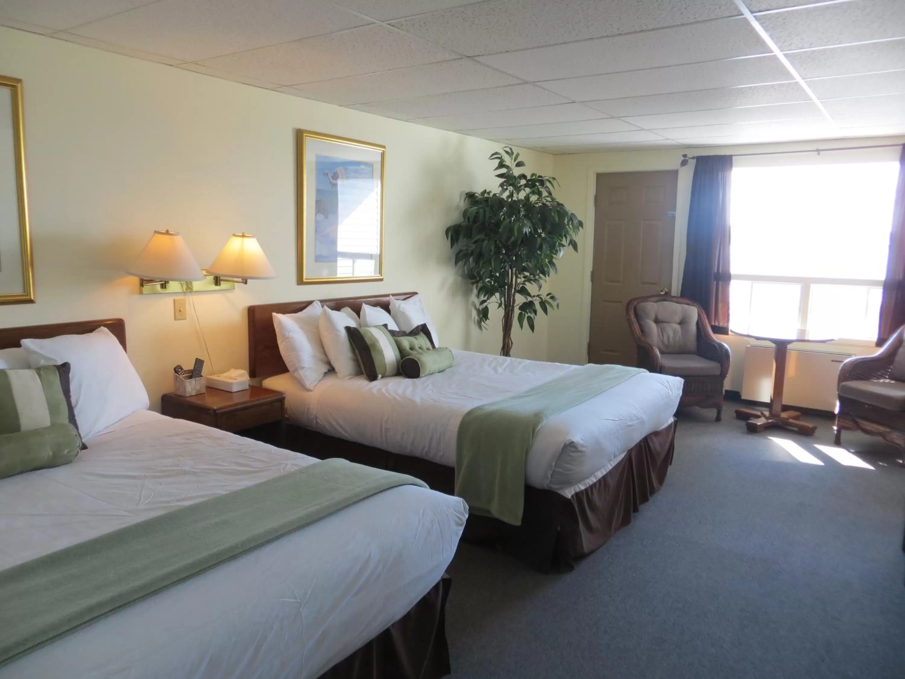 Bedroom, Bed in St Andrews Inn & Suites